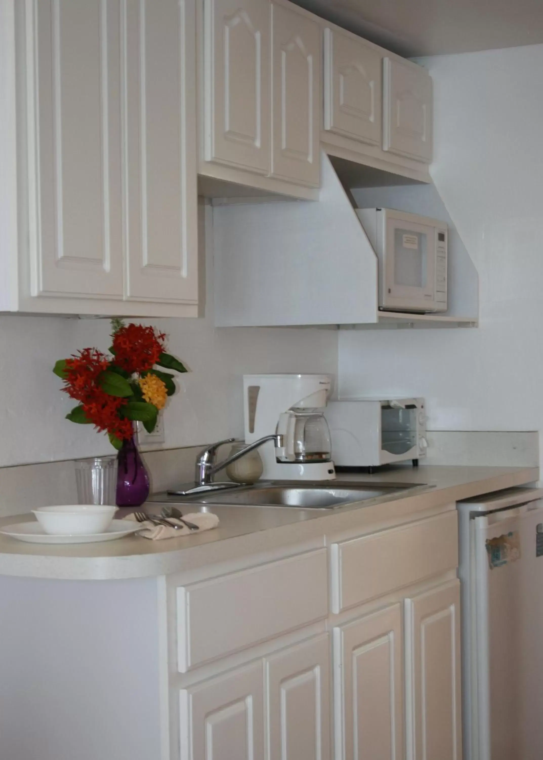 Kitchen or kitchenette, Kitchen/Kitchenette in Hotel on the Cay