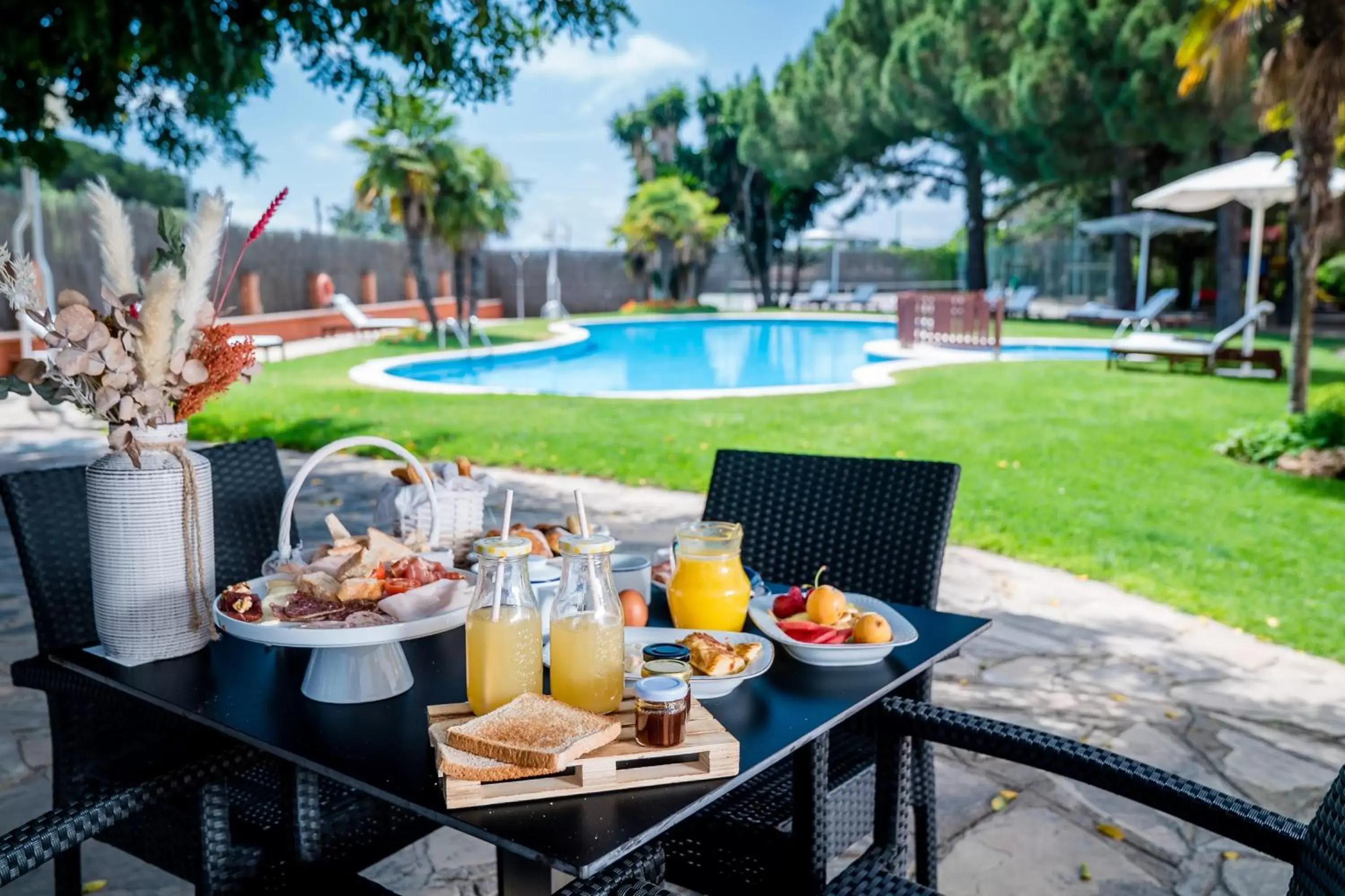 Swimming Pool in Felix Hotel