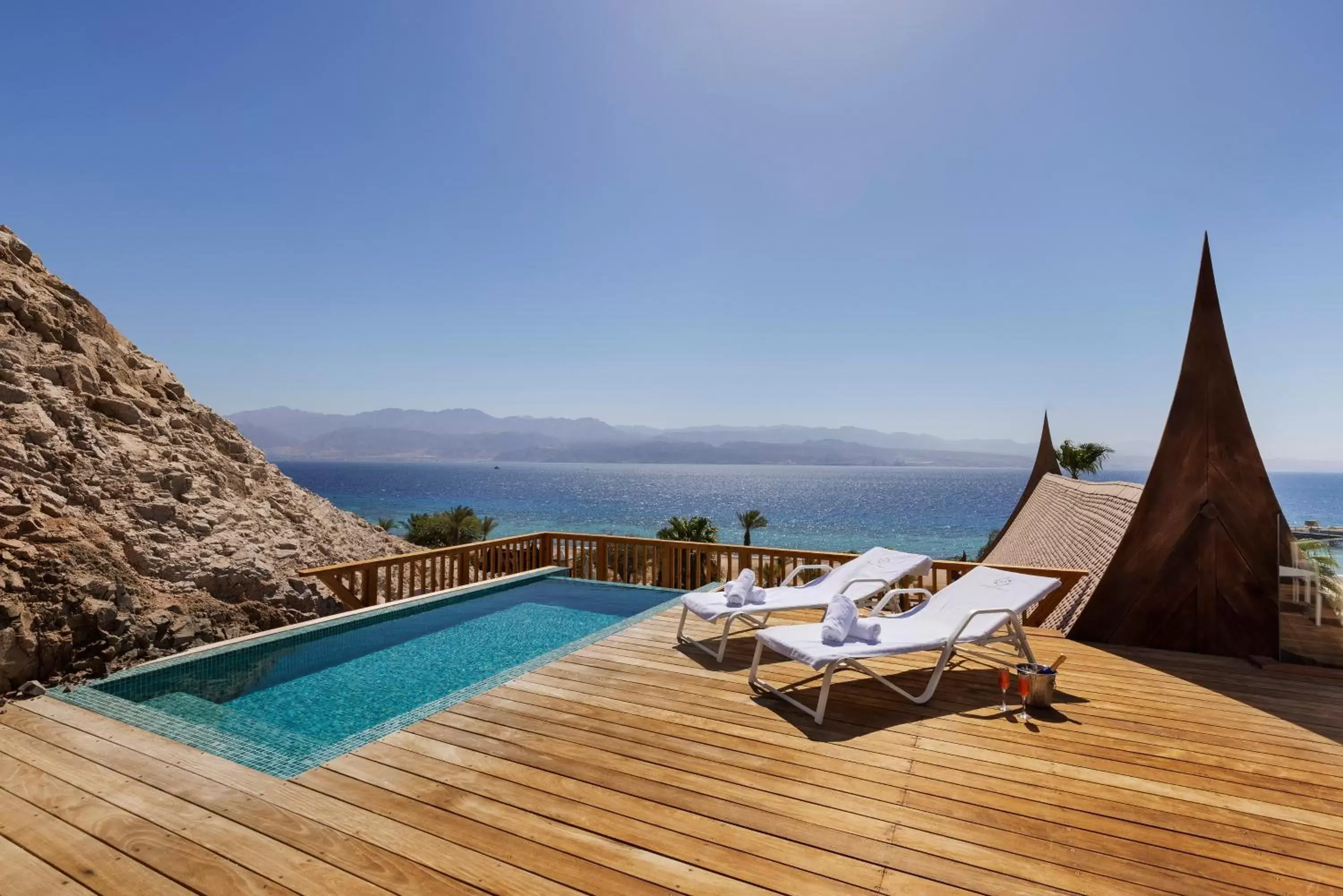 Sea view, Swimming Pool in Herbert Samuel Royal Shangri-La Eilat