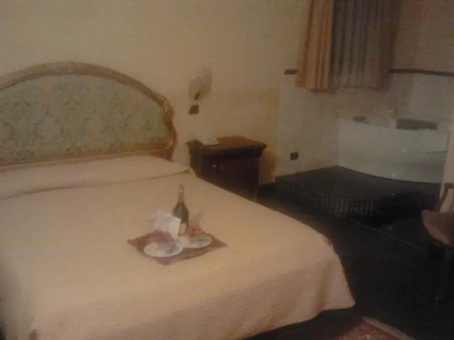 Photo of the whole room, Bed in Hotel Ai Sette Nani