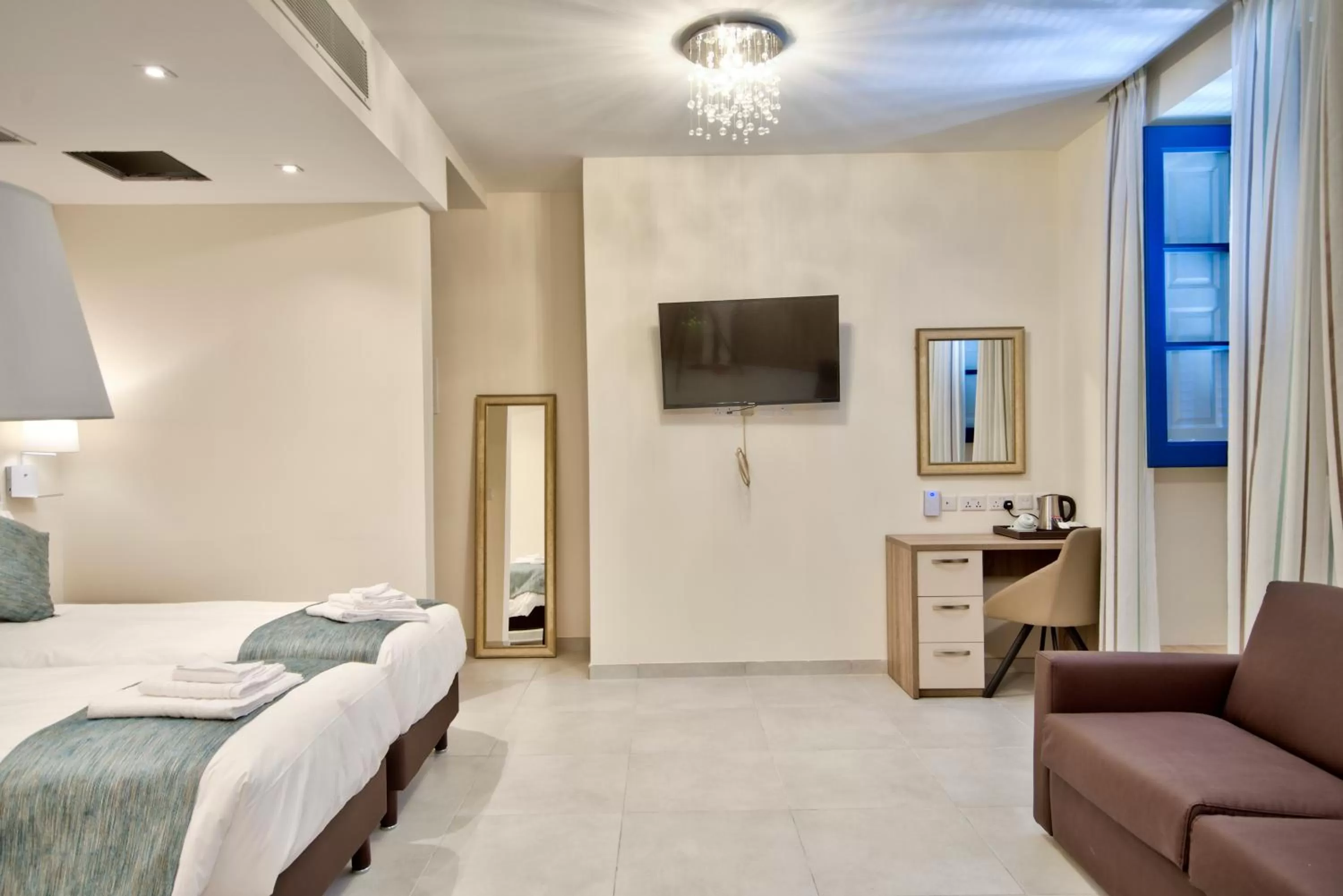 Bed in The Suites – Piazza Kirkop