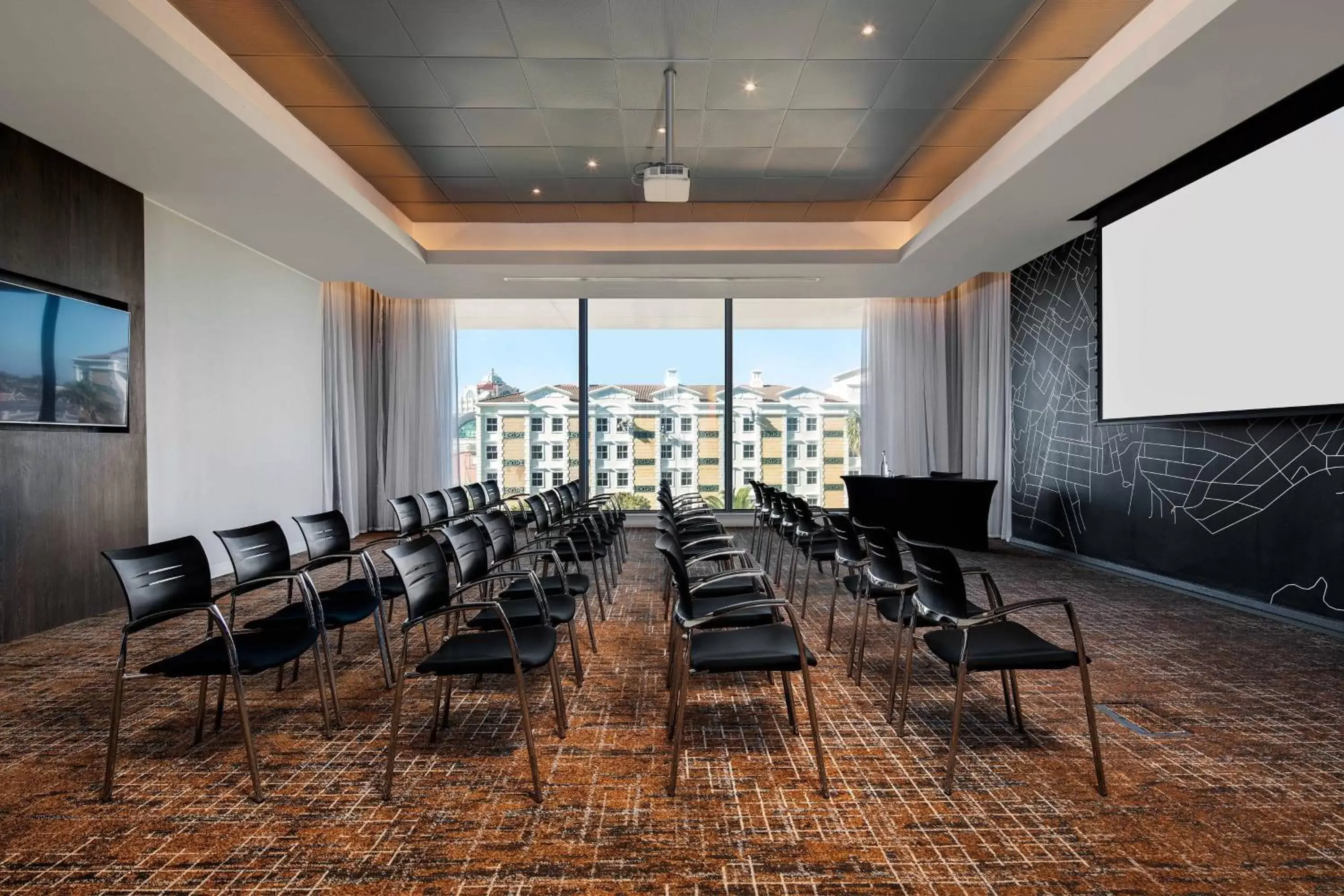 Meeting/conference room in Cape Town Marriott Hotel Crystal Towers