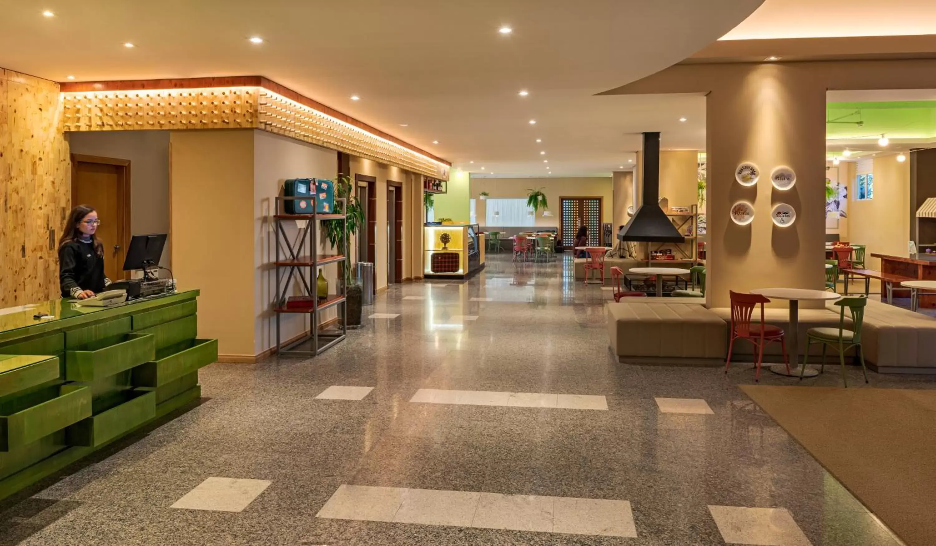 Lobby or reception in Nacional Inn Curitiba Santa Felicidade