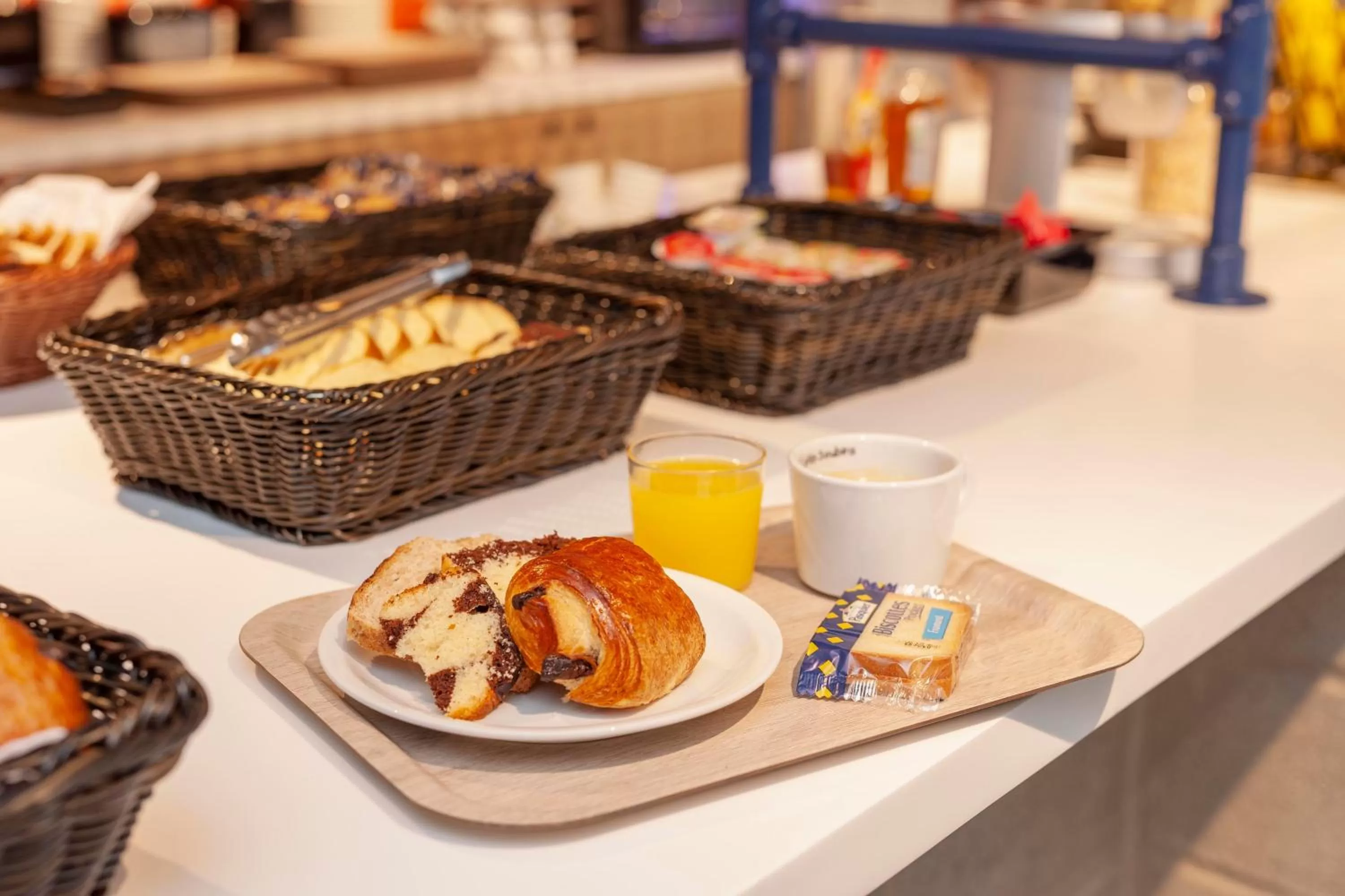 Food in Ibis Budget Mont De Marsan