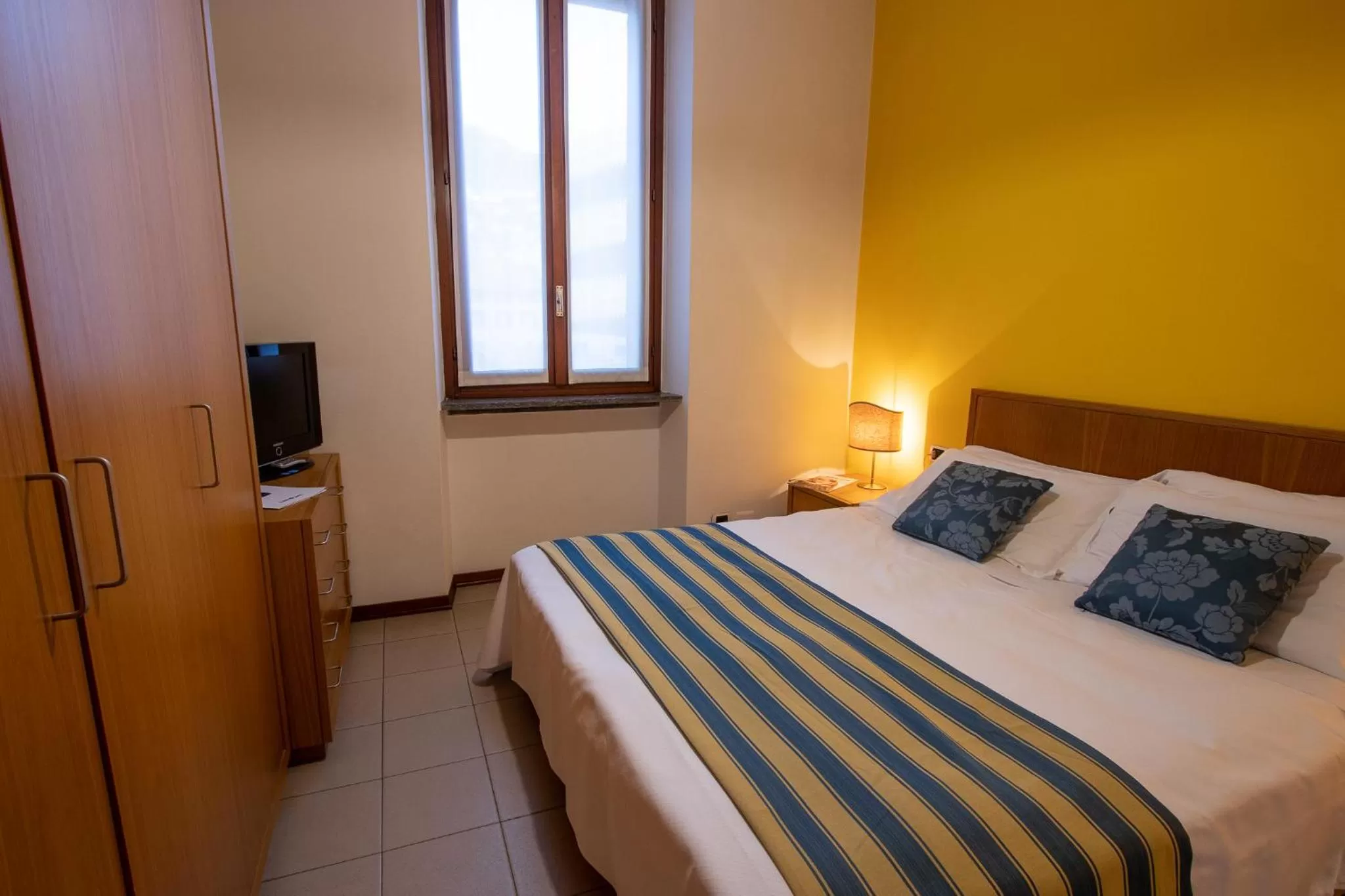Bedroom, Bed in Albergo Le Due Corti