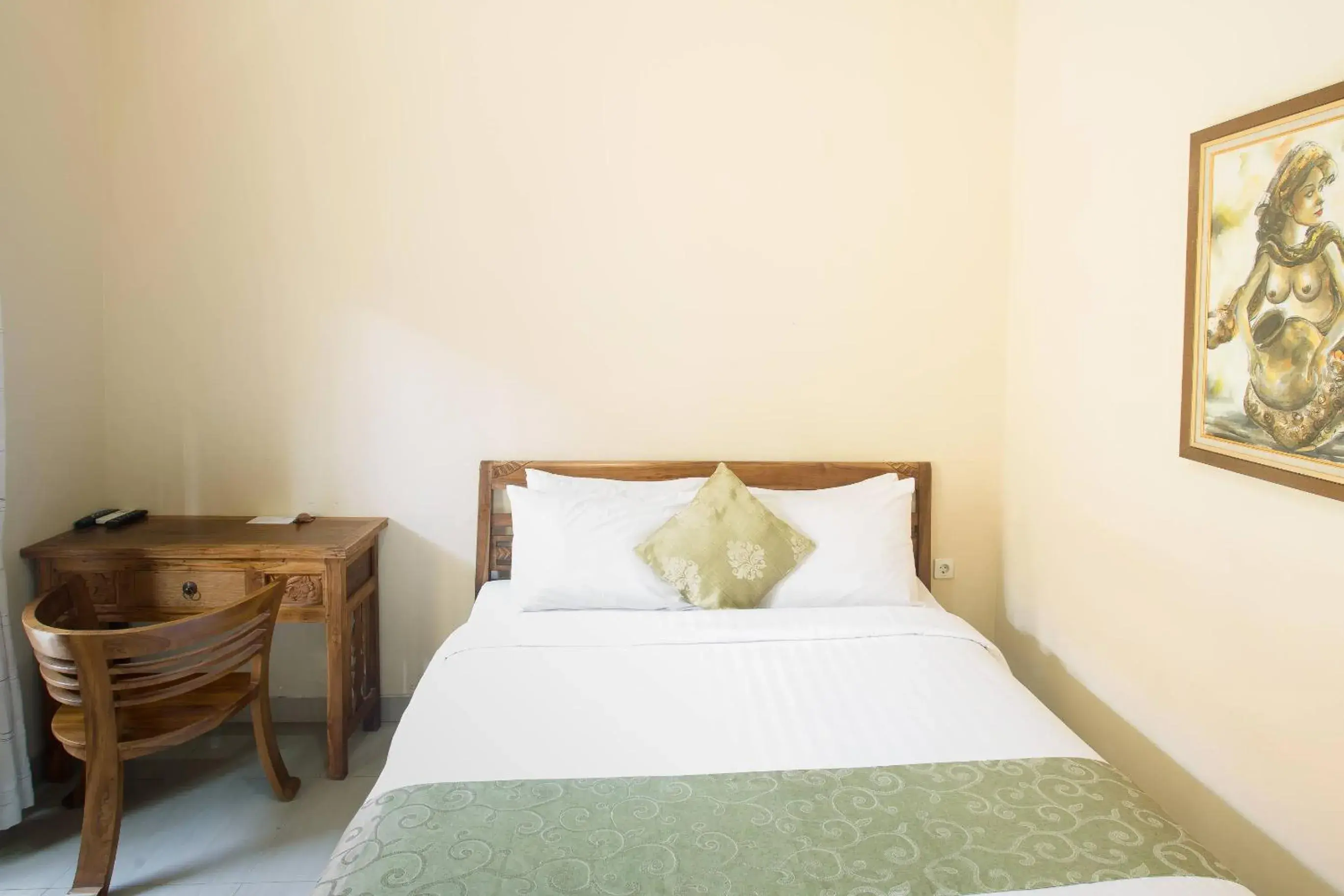 Bed in Blanjong Homestay by ecommerceloka