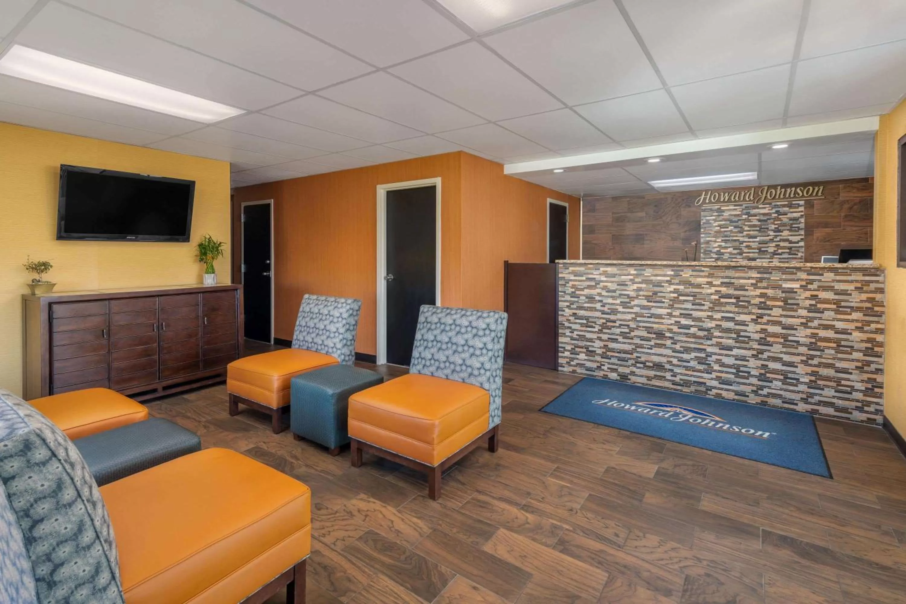 Lobby or reception in Howard Johnson by Wyndham Rock Hill