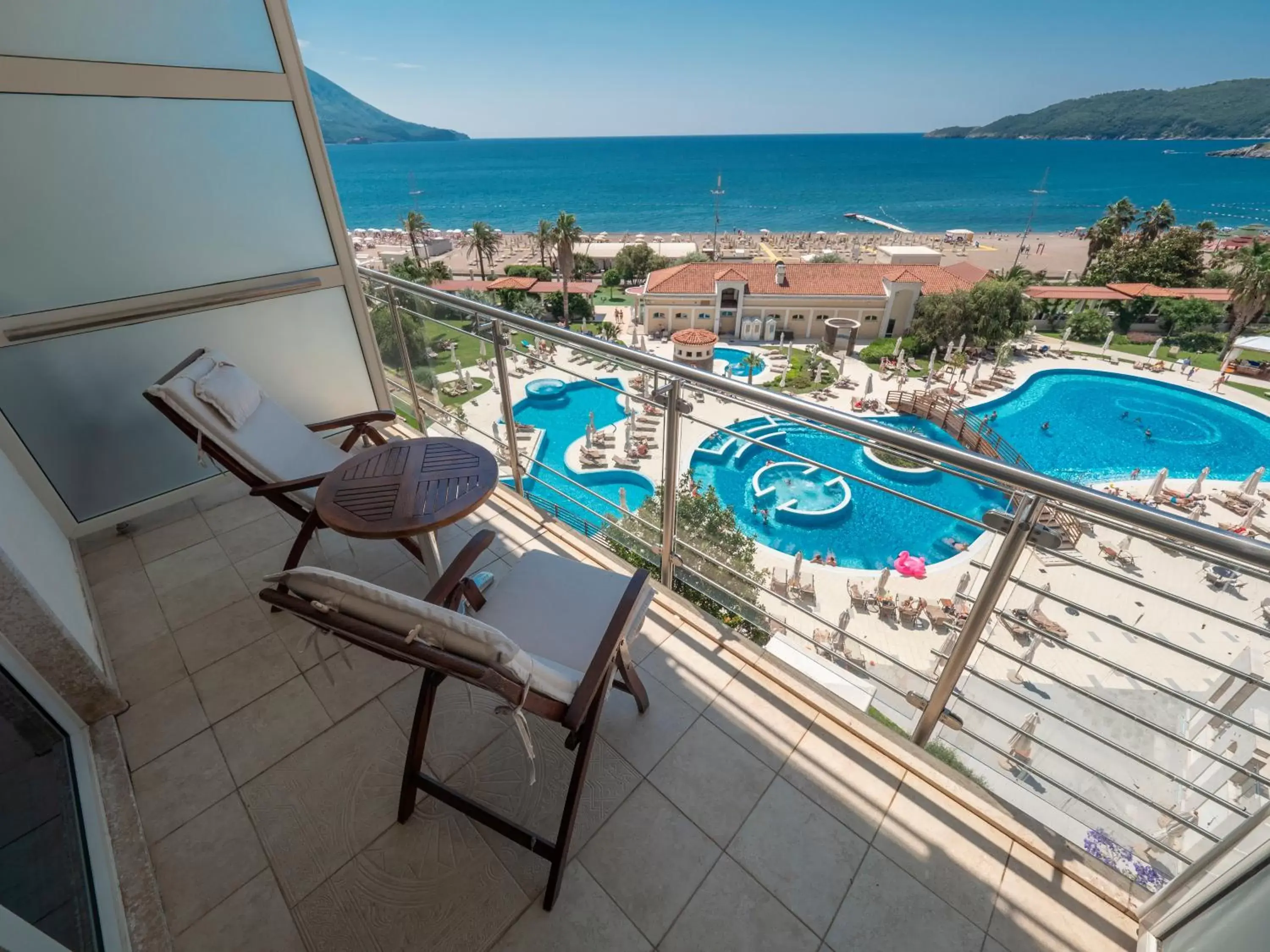 Balcony/Terrace, Pool View in Splendid Conference & Spa Resort