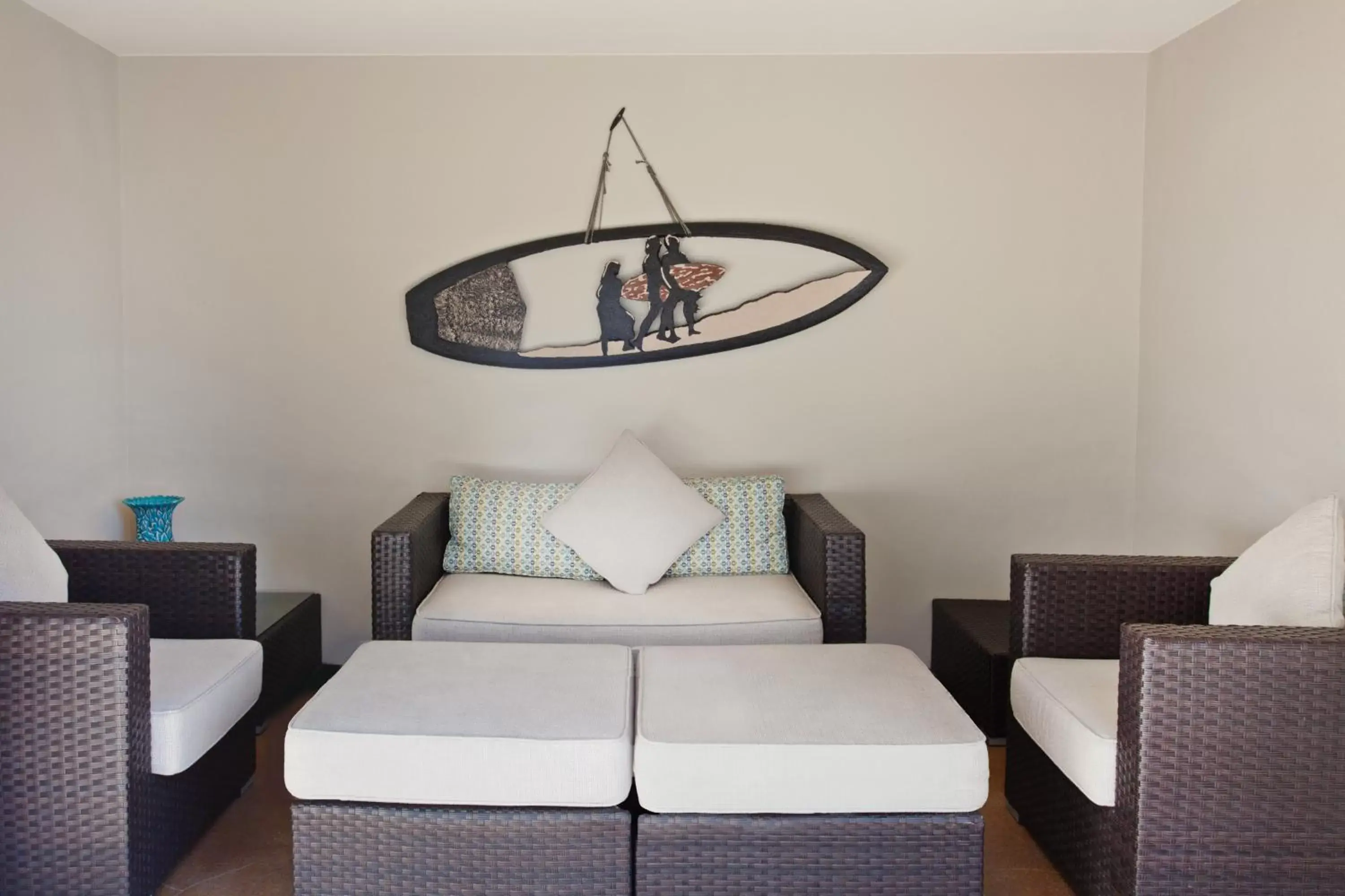 Lobby or reception, Bed in Holiday Inn Express Newport Beach by IHG Lobby or reception, Bed in Holiday Inn Express Newport Beach by IHG