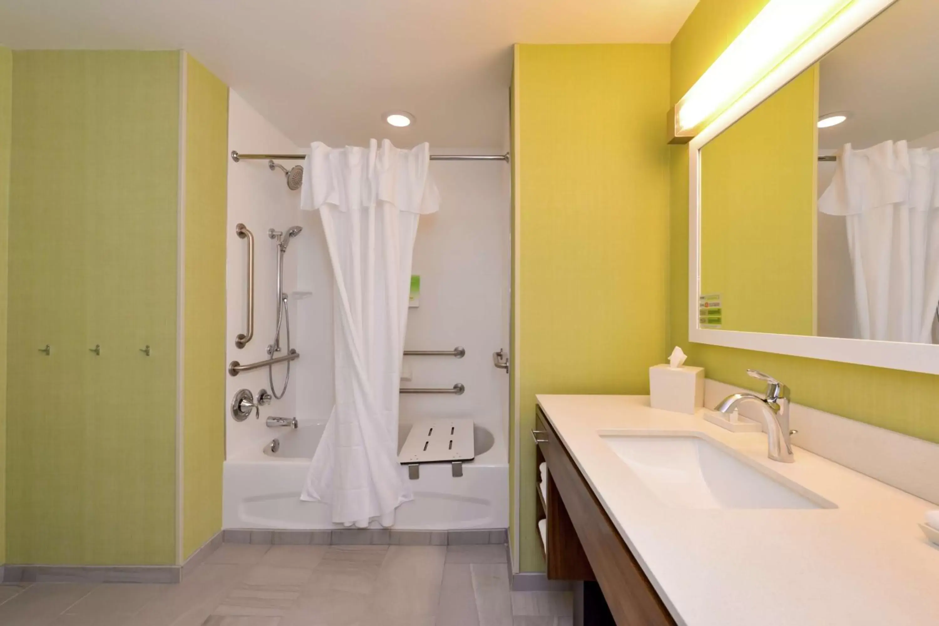 Bathroom in Home2 Suites By Hilton Merrillville