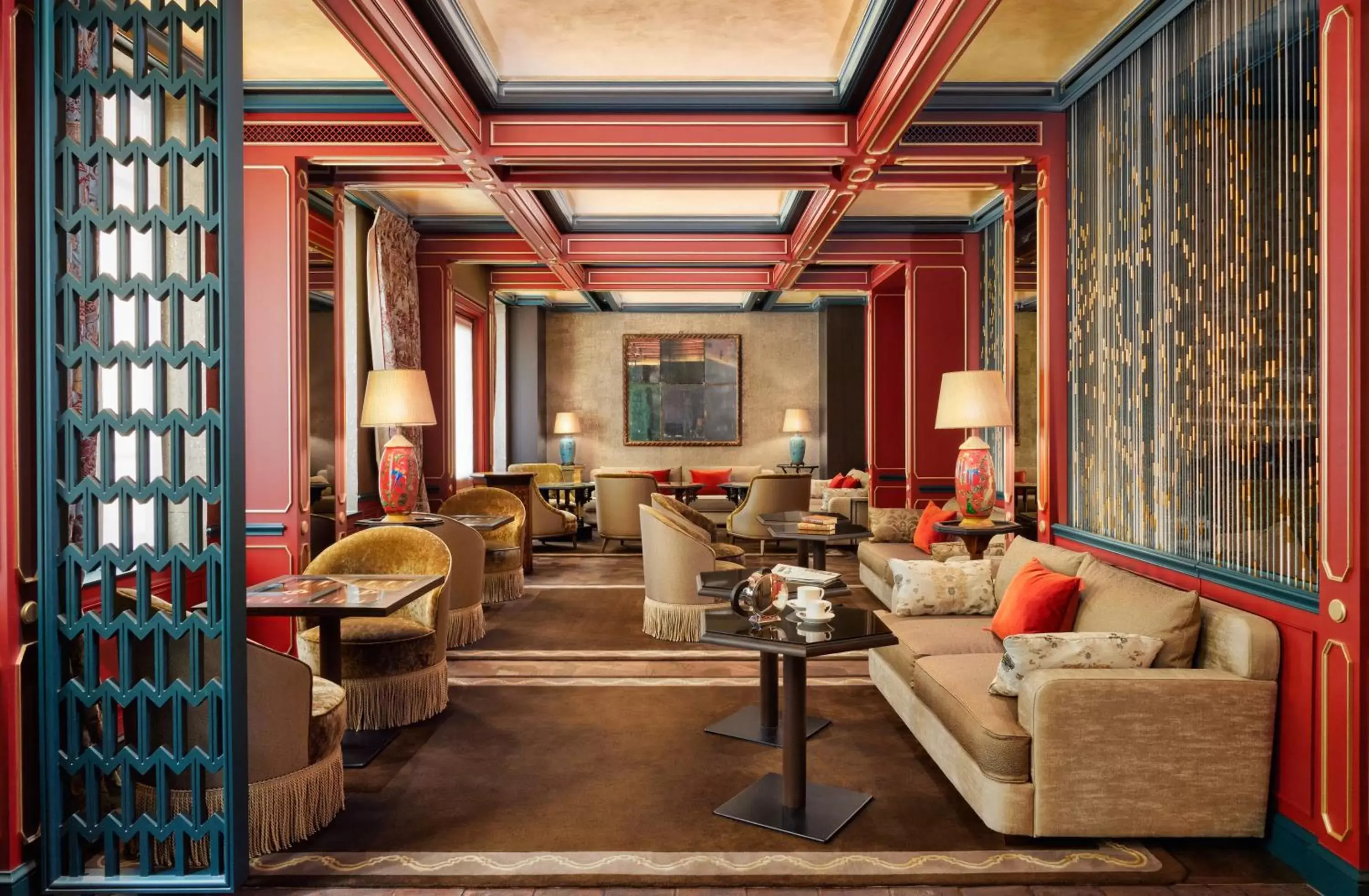 Communal lounge/ TV room in Hotel de Montesquieu