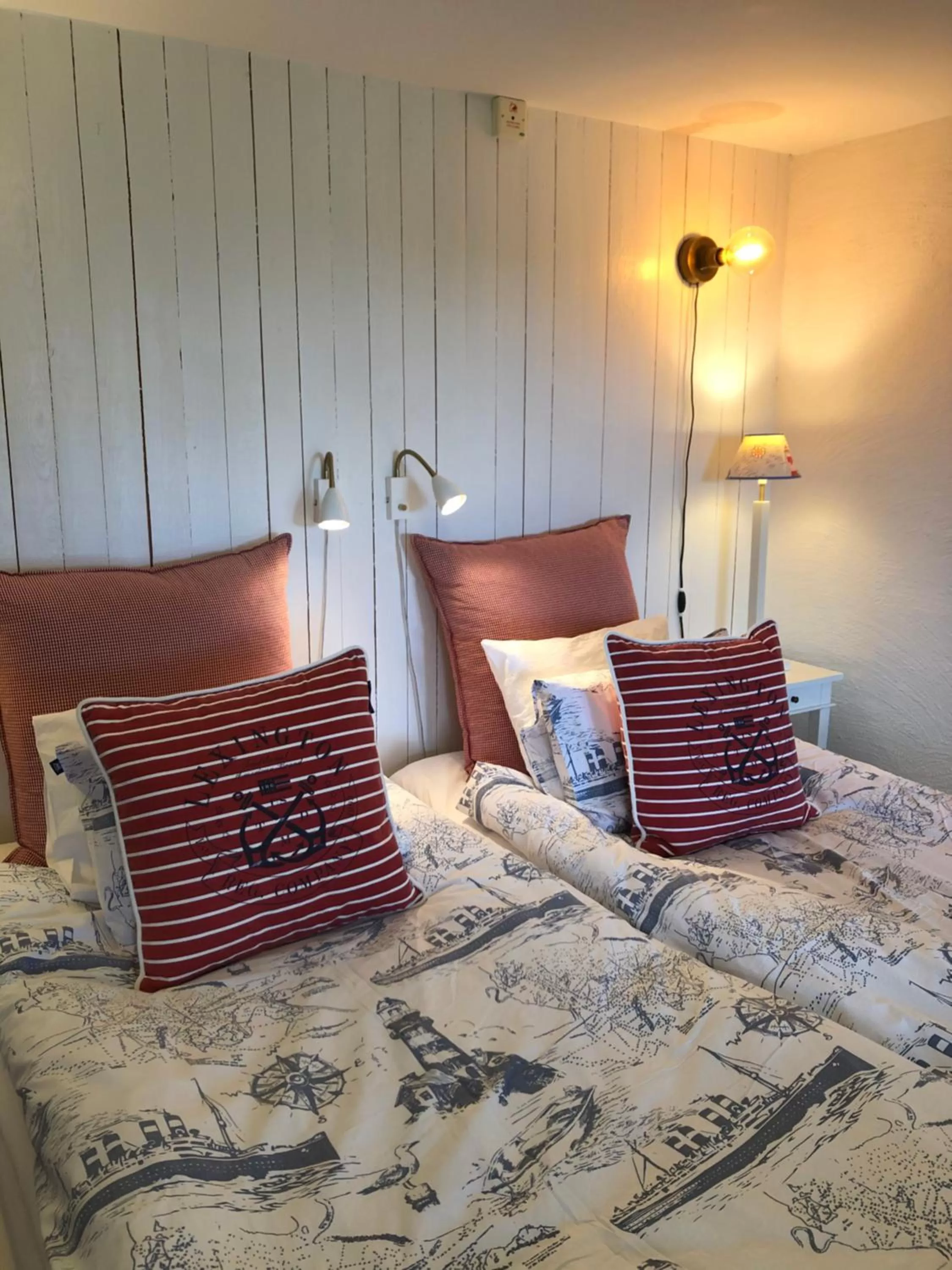 Bed in Glimminge Bed & Breakfast