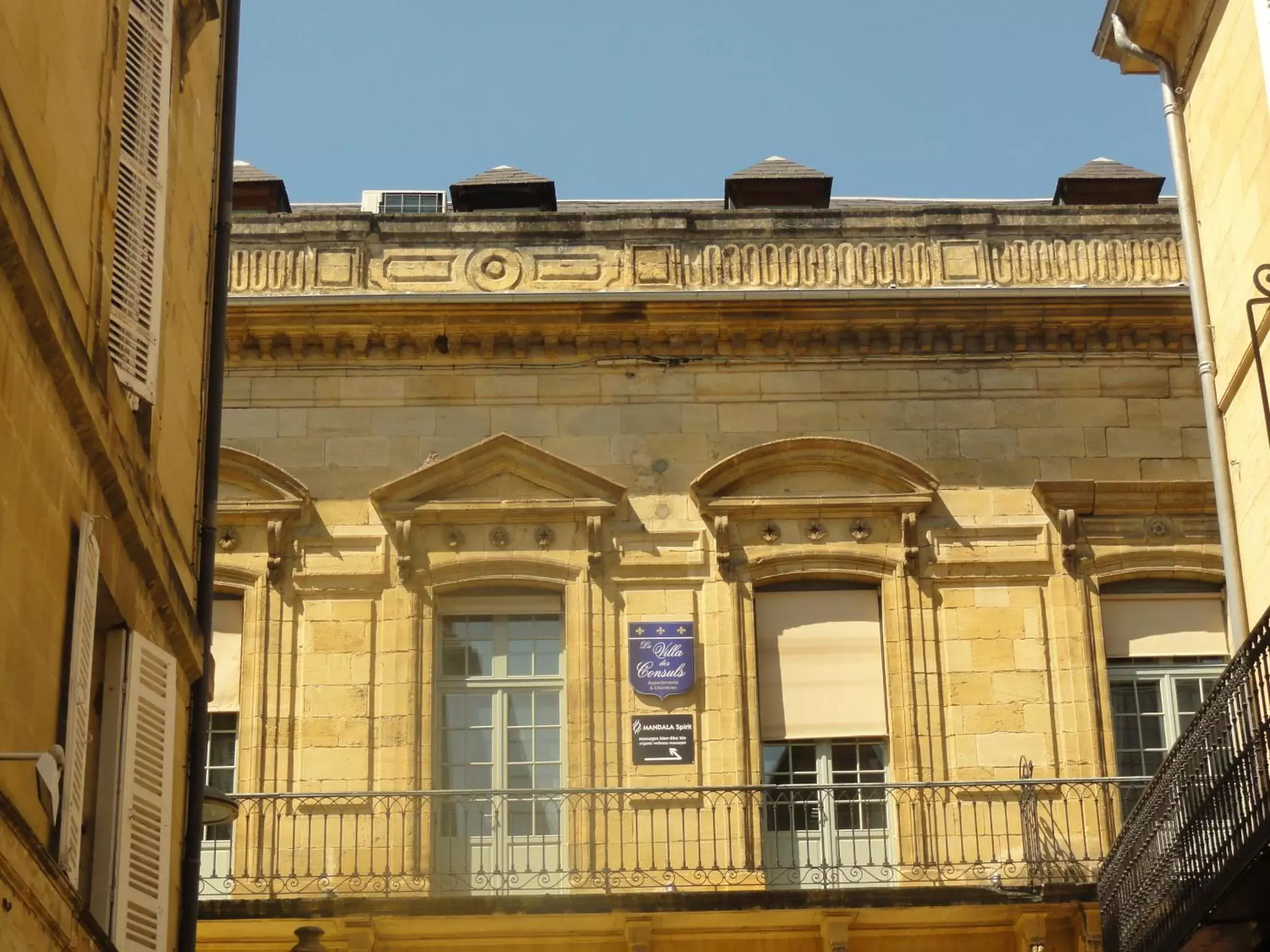 Facade/entrance, Property Building in La Villa des Consuls