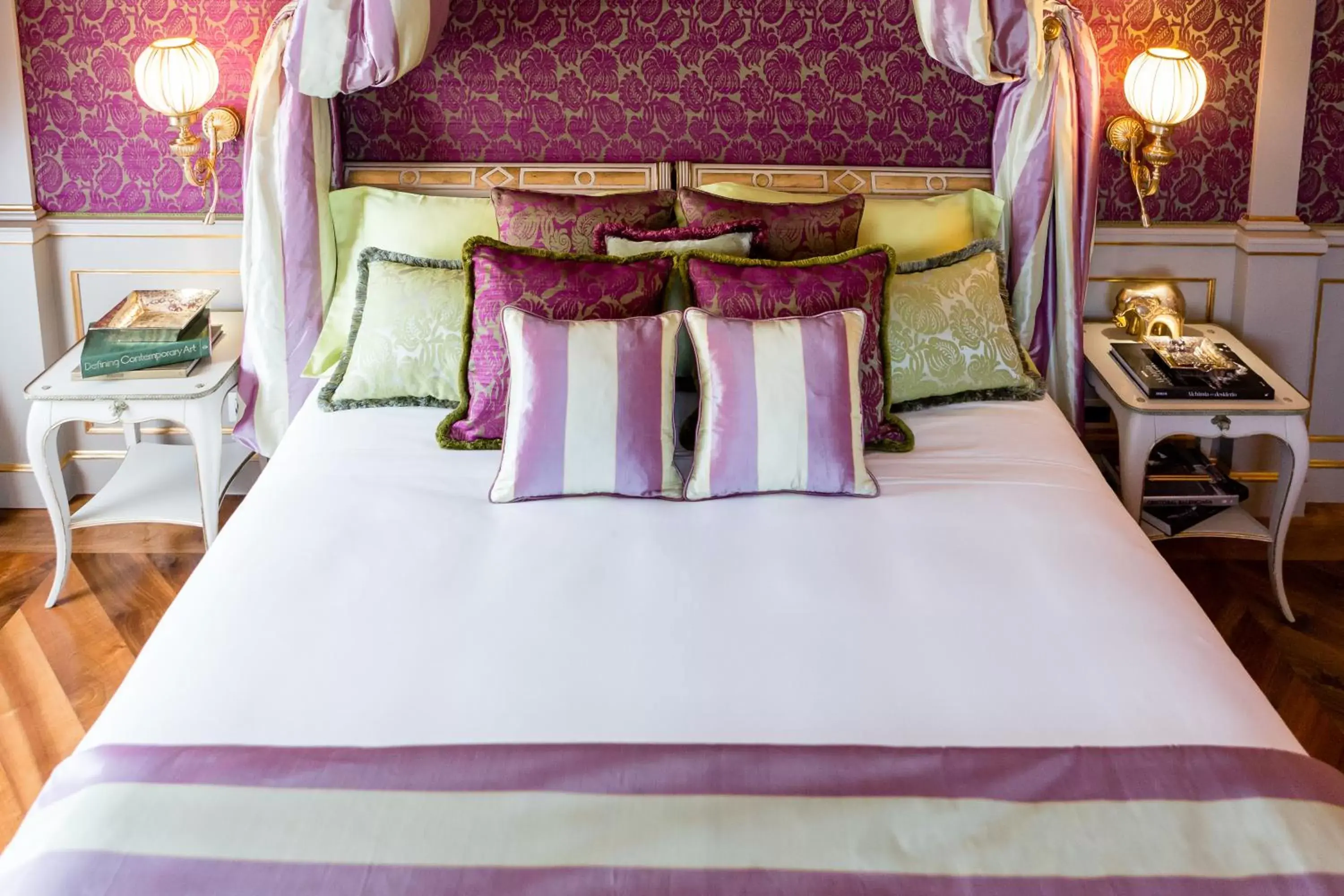 Bedroom, Bed in Villa Cora