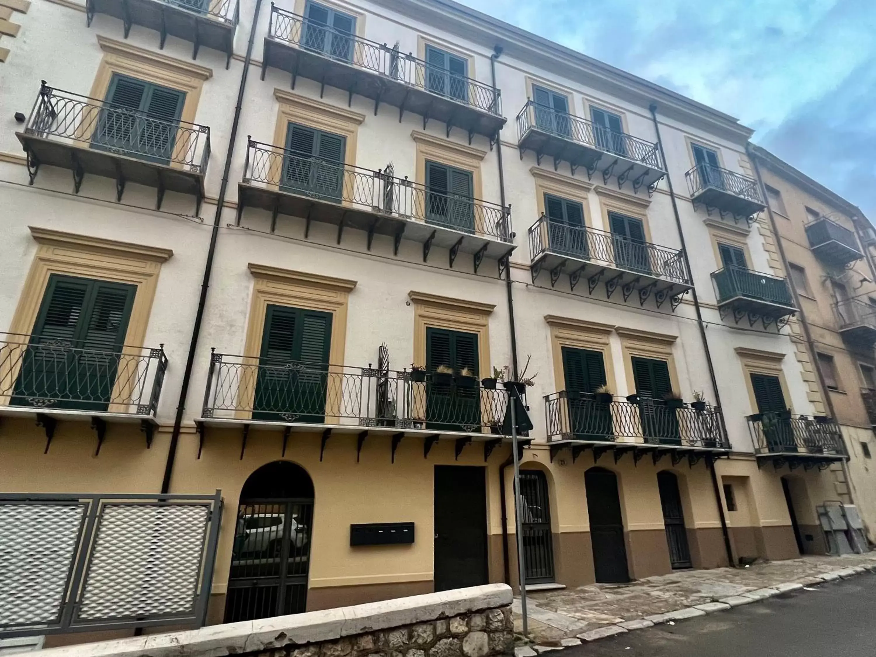Property Building in Guest House Colonna