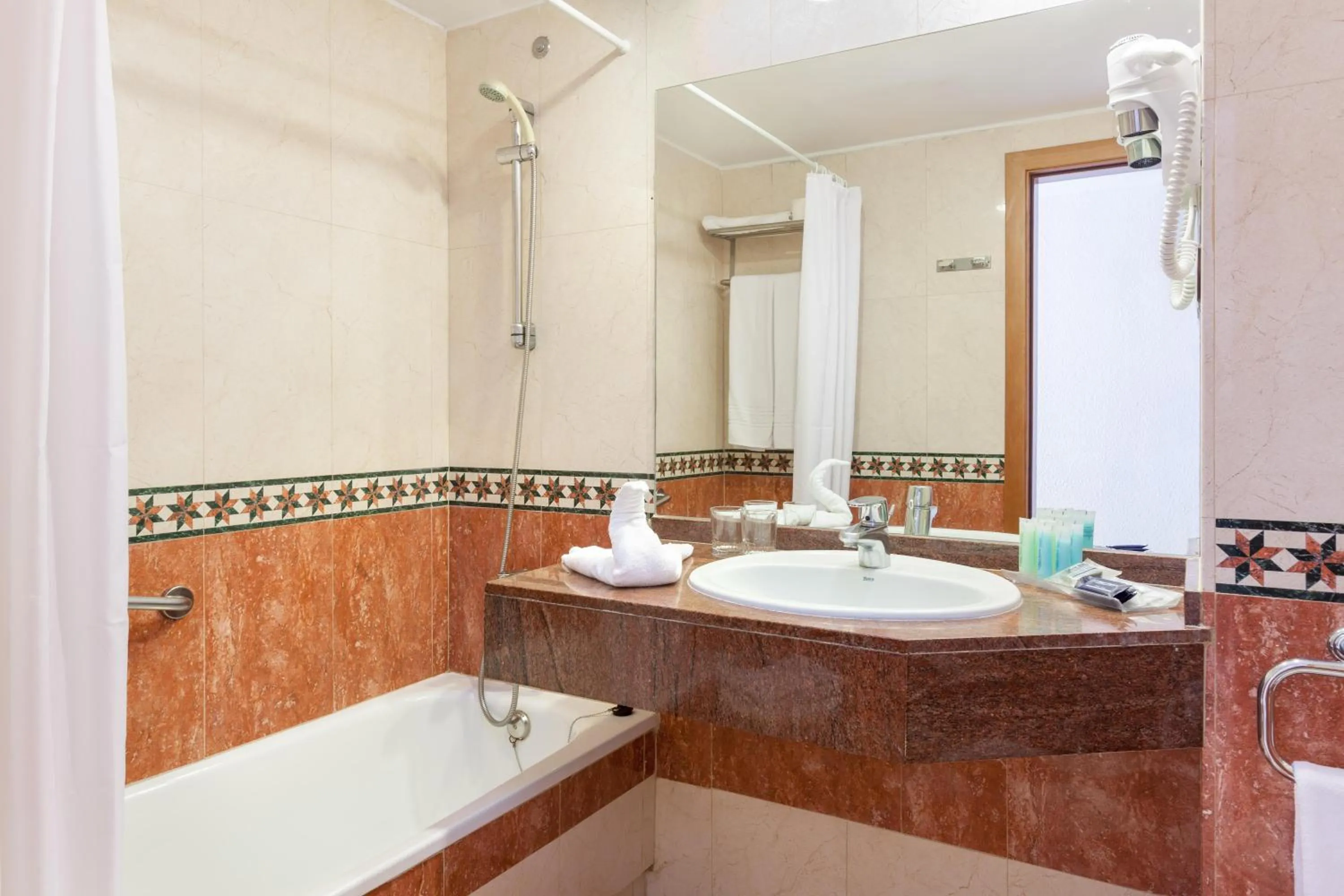 Bathroom in Hotel Best Tenerife