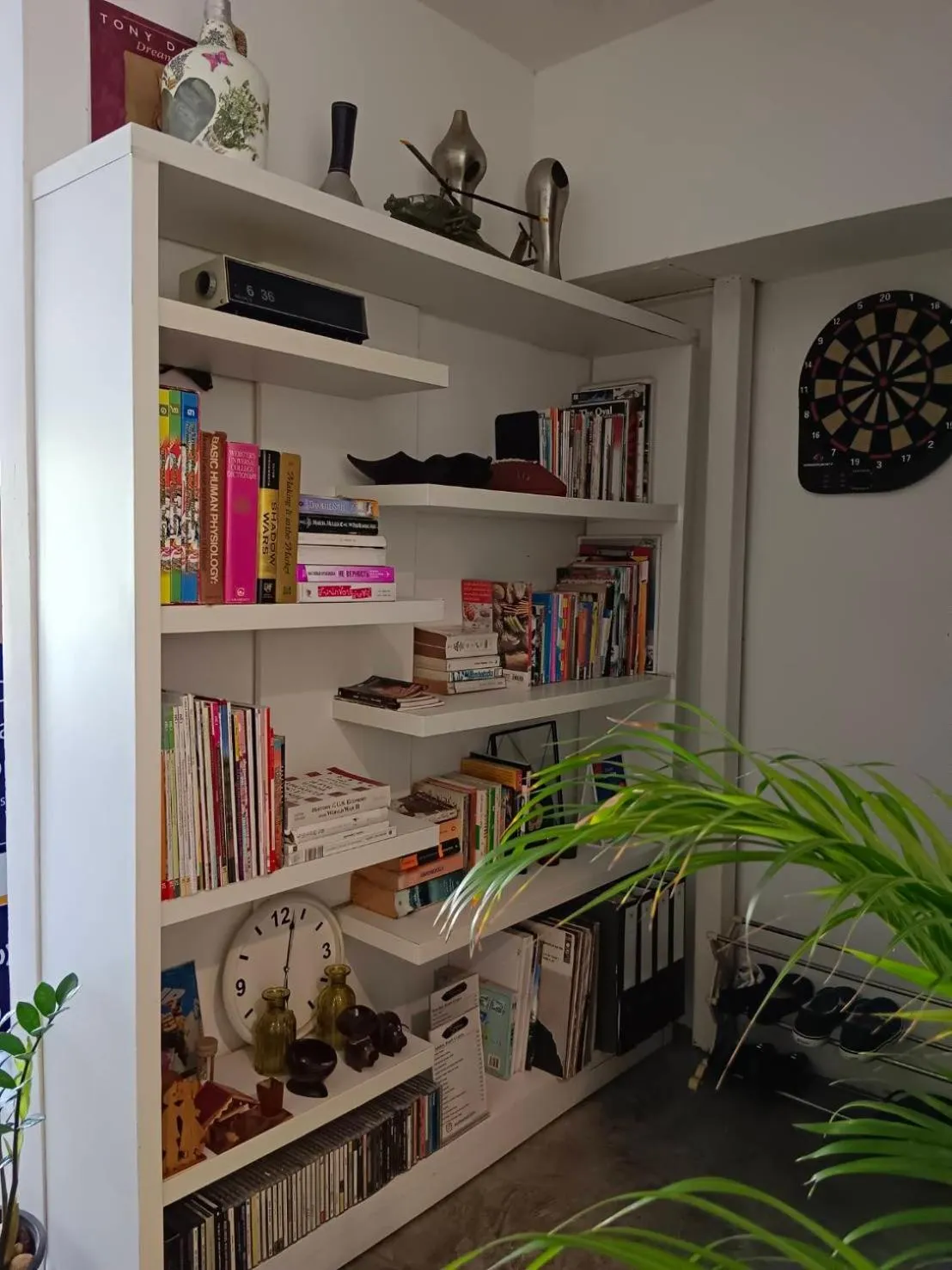 Property building in Chino Town Gallery Alley - SHA Plus