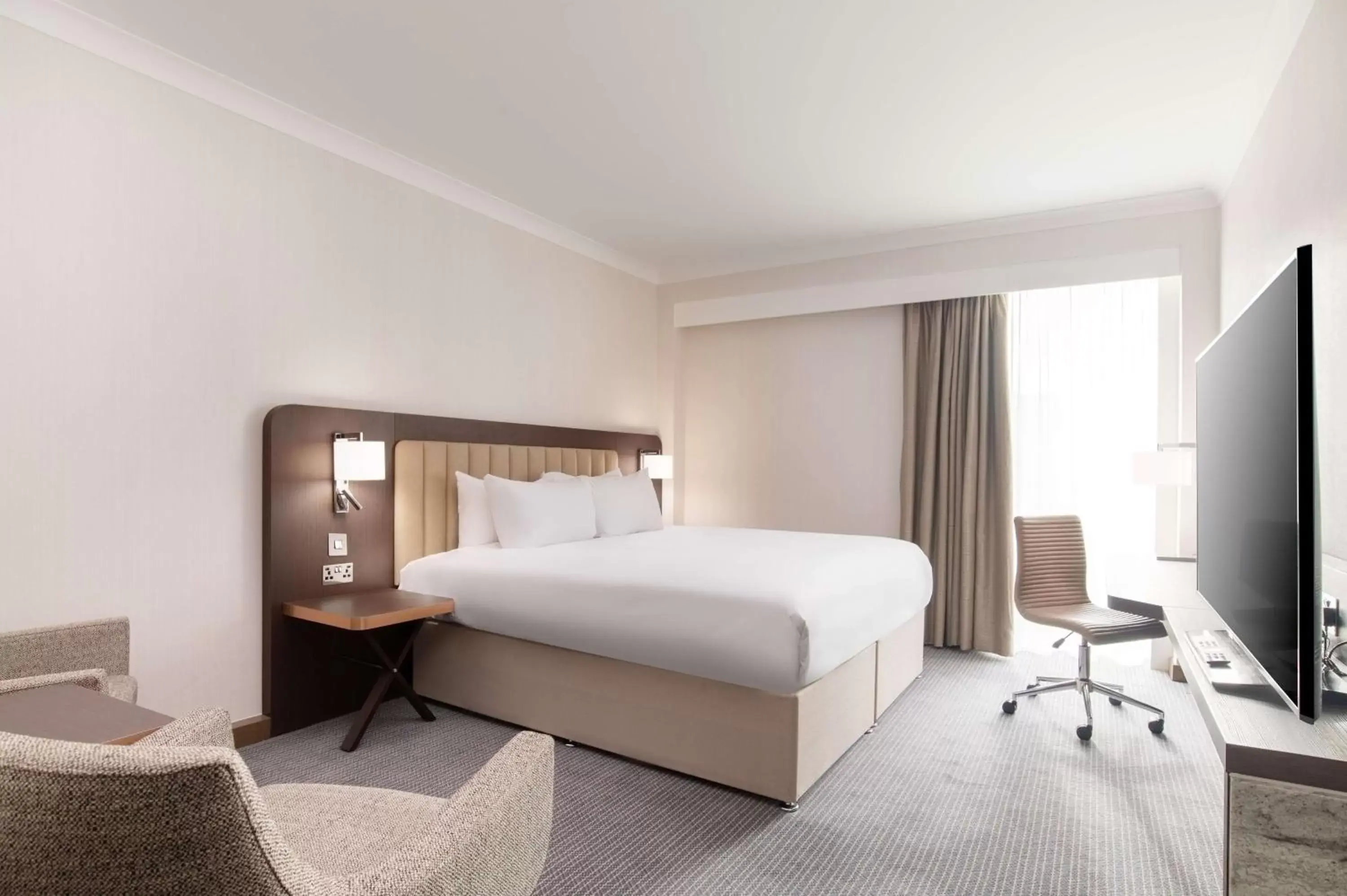 Double Deluxe Room in Hilton London Gatwick Airport