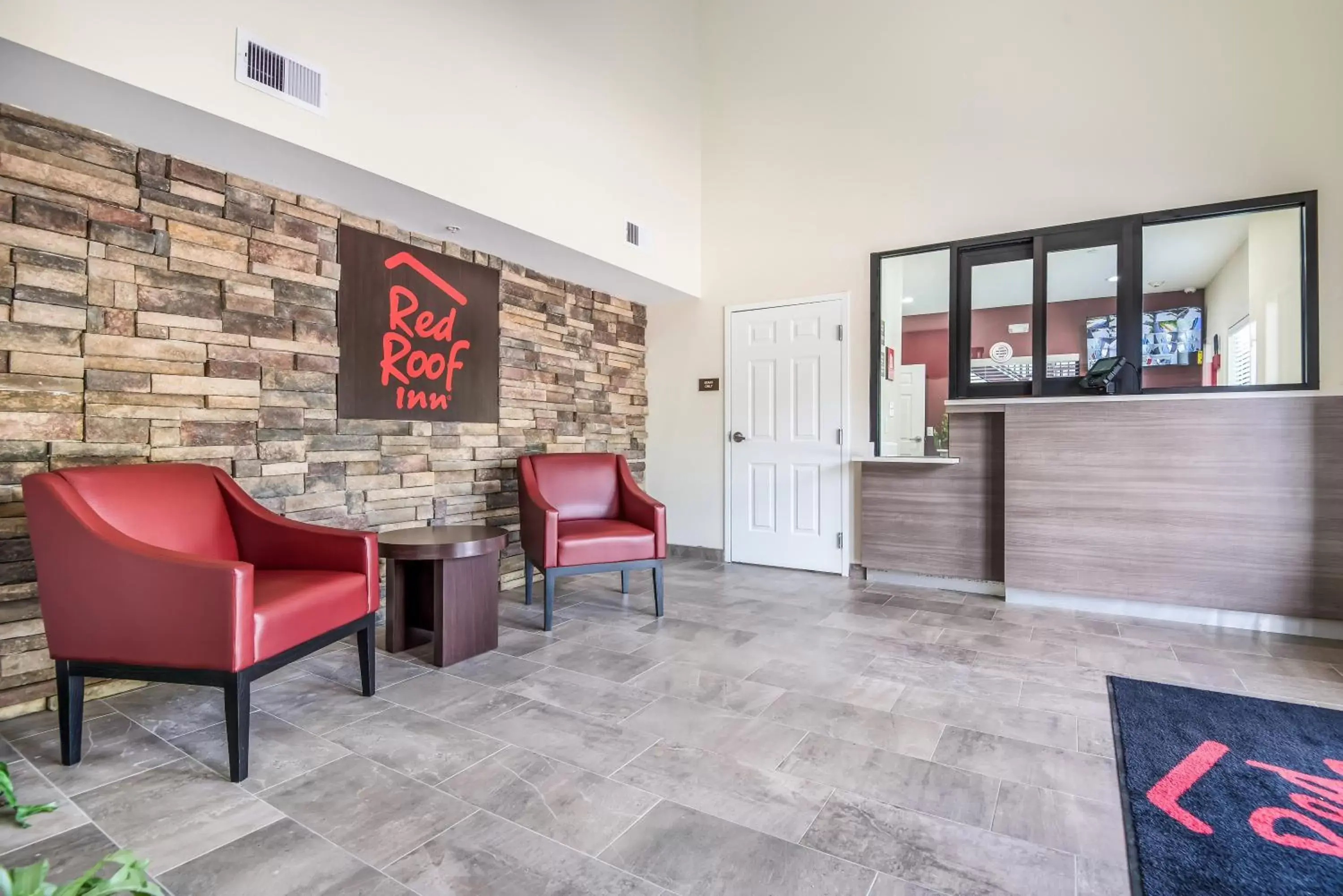 Lobby or reception in Red Roof Inn Baytown Lobby or reception in Red Roof Inn Baytown