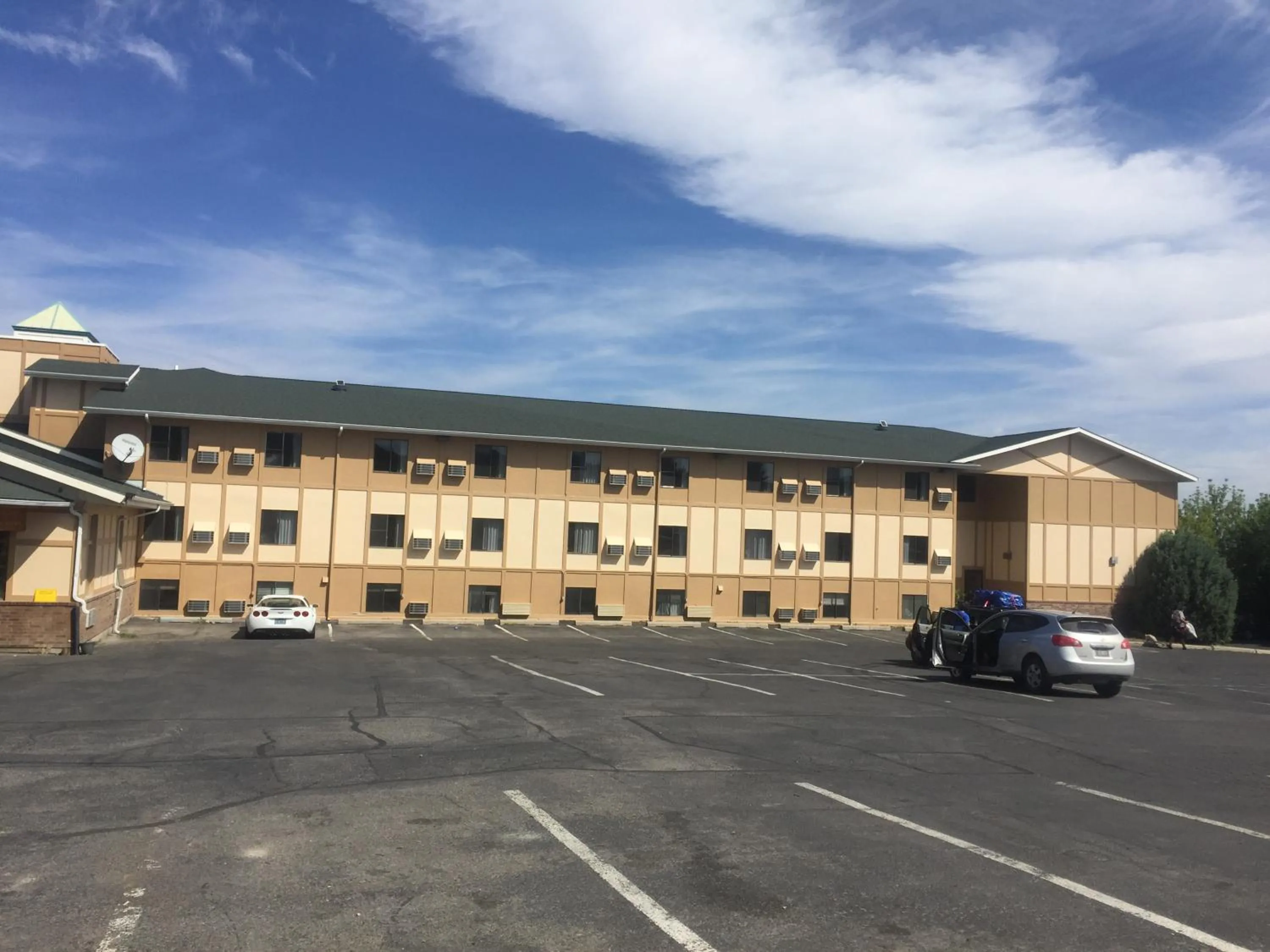 Property building in Super 8 by Wyndham Helena