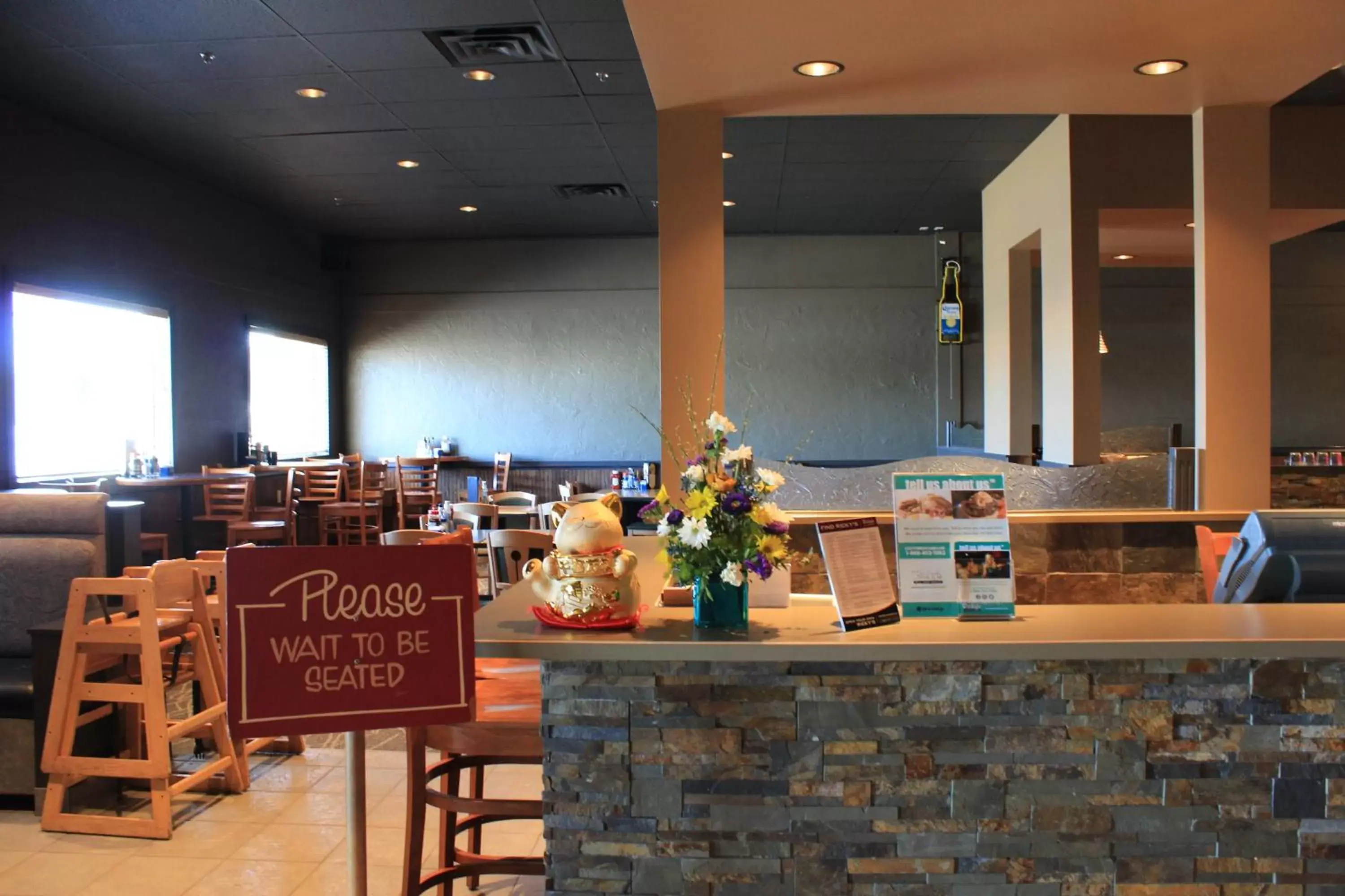 Restaurant/Places to Eat in Quality Inn & Suites