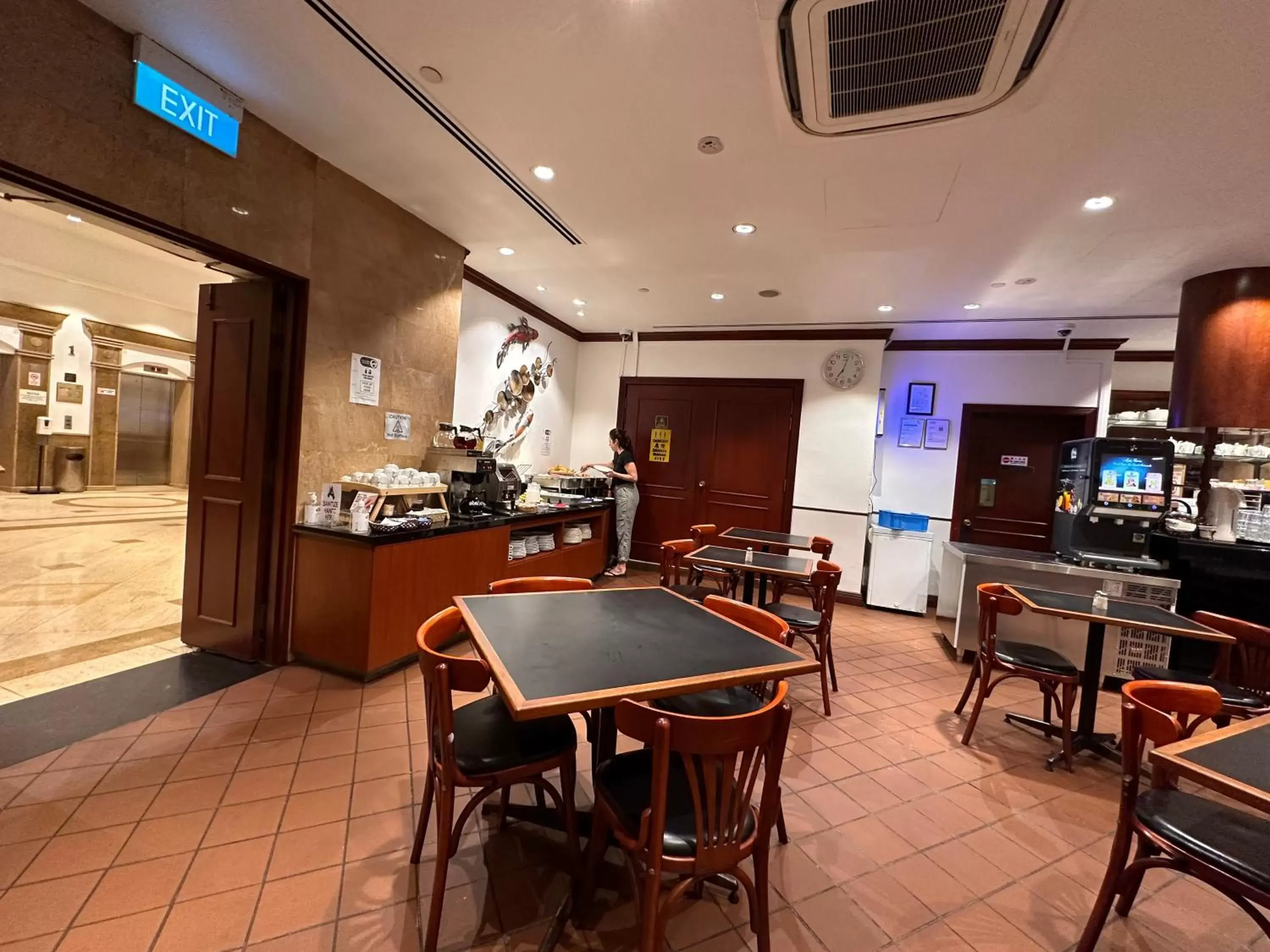 Restaurant/places to eat in Park View Hotel Restaurant/places to eat in Park View Hotel