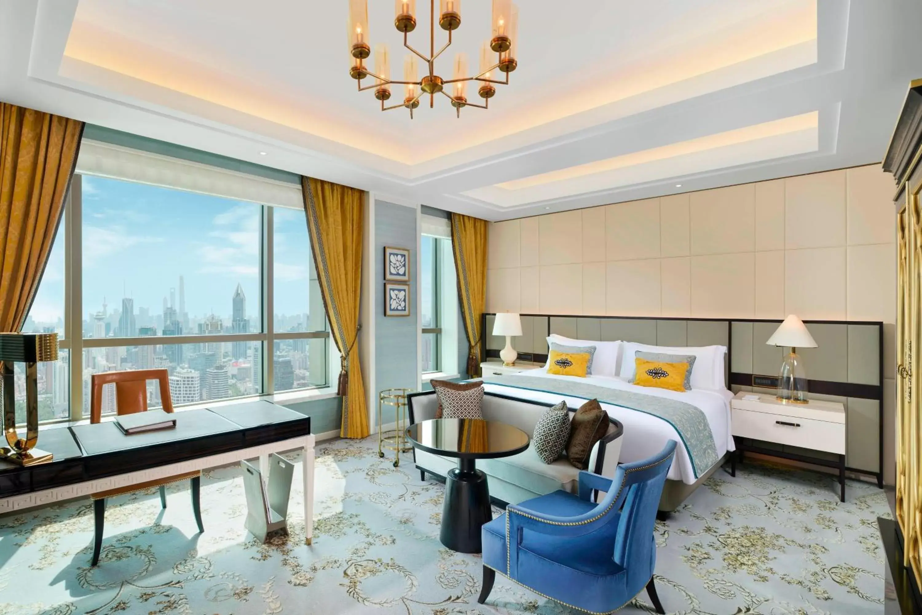 Photo of the whole room, Seating Area in The St. Regis Shanghai Jingan