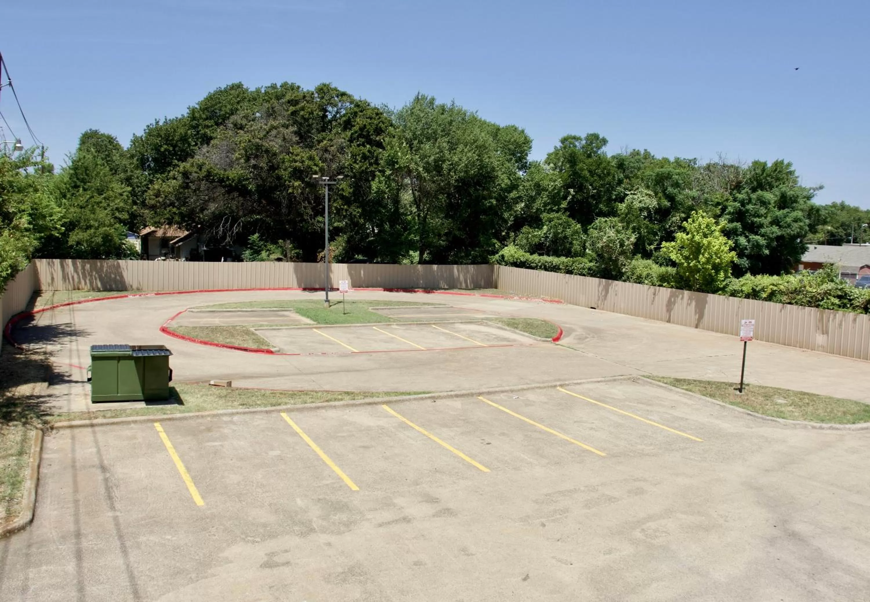 Executive Inn of Arlington, Near AT&T Stadium
