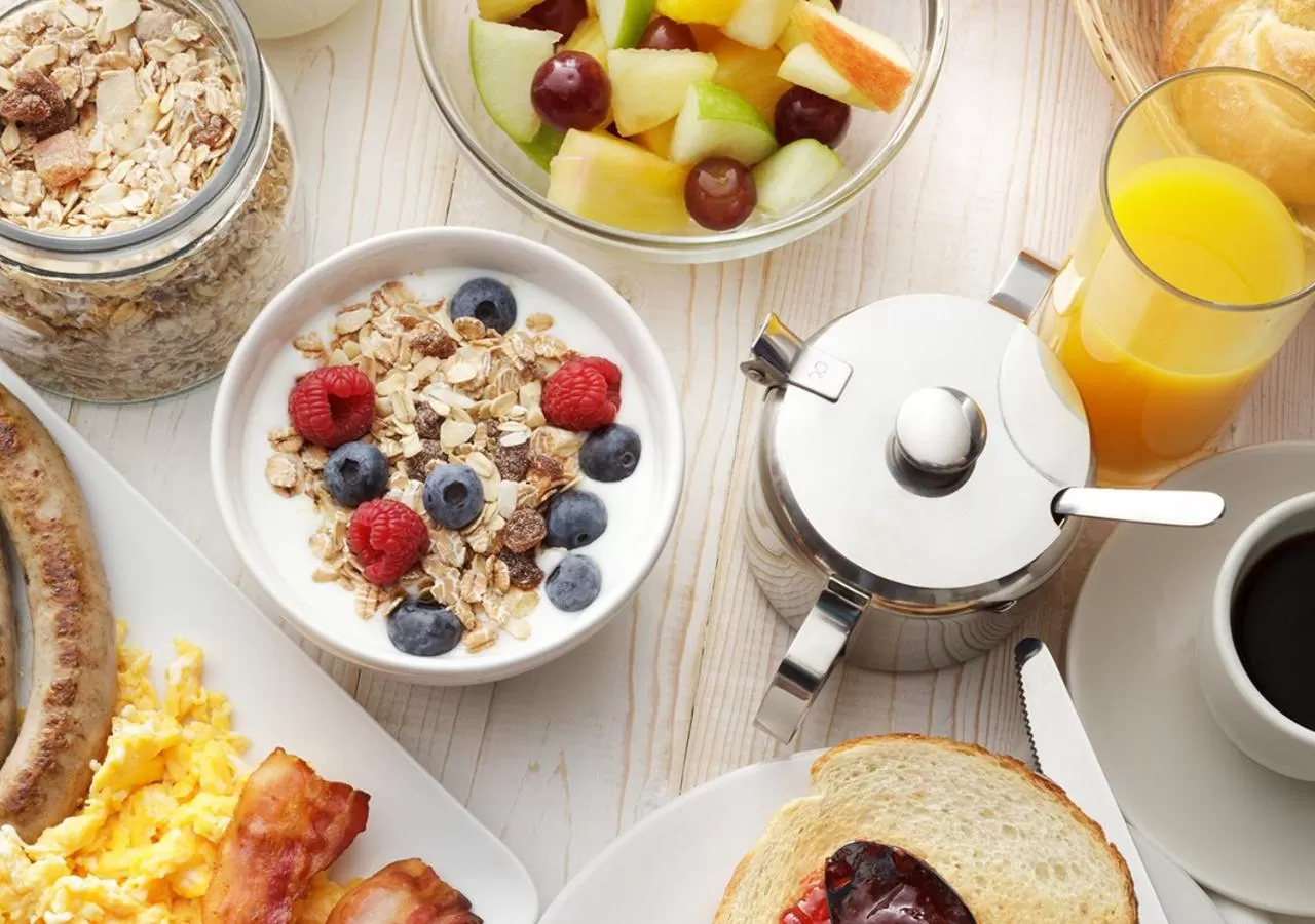 English/Irish breakfast in Millennium Hotel and Conference Centre Gloucester London