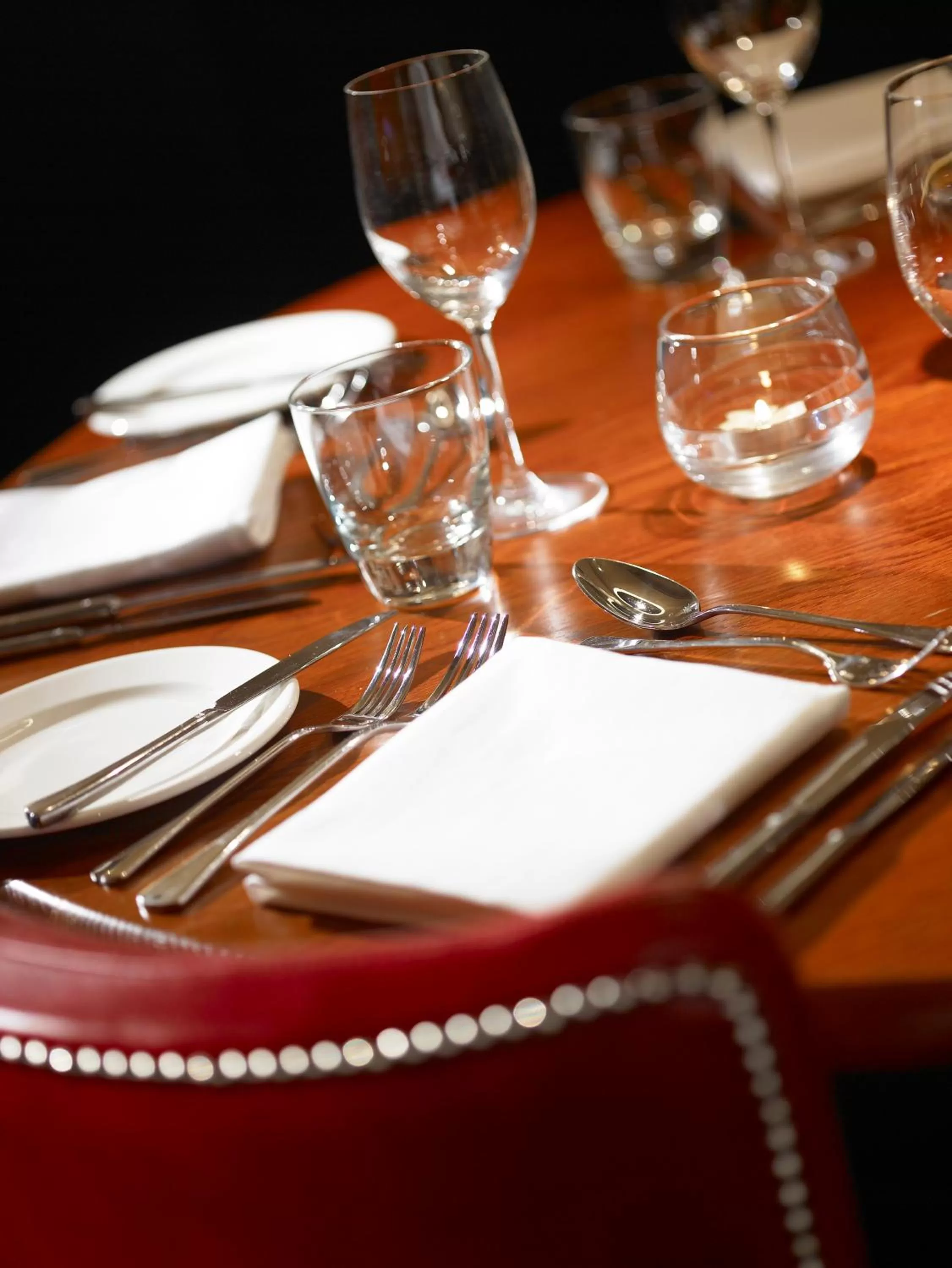 Restaurant/places to eat in De Vere Cranage Estate