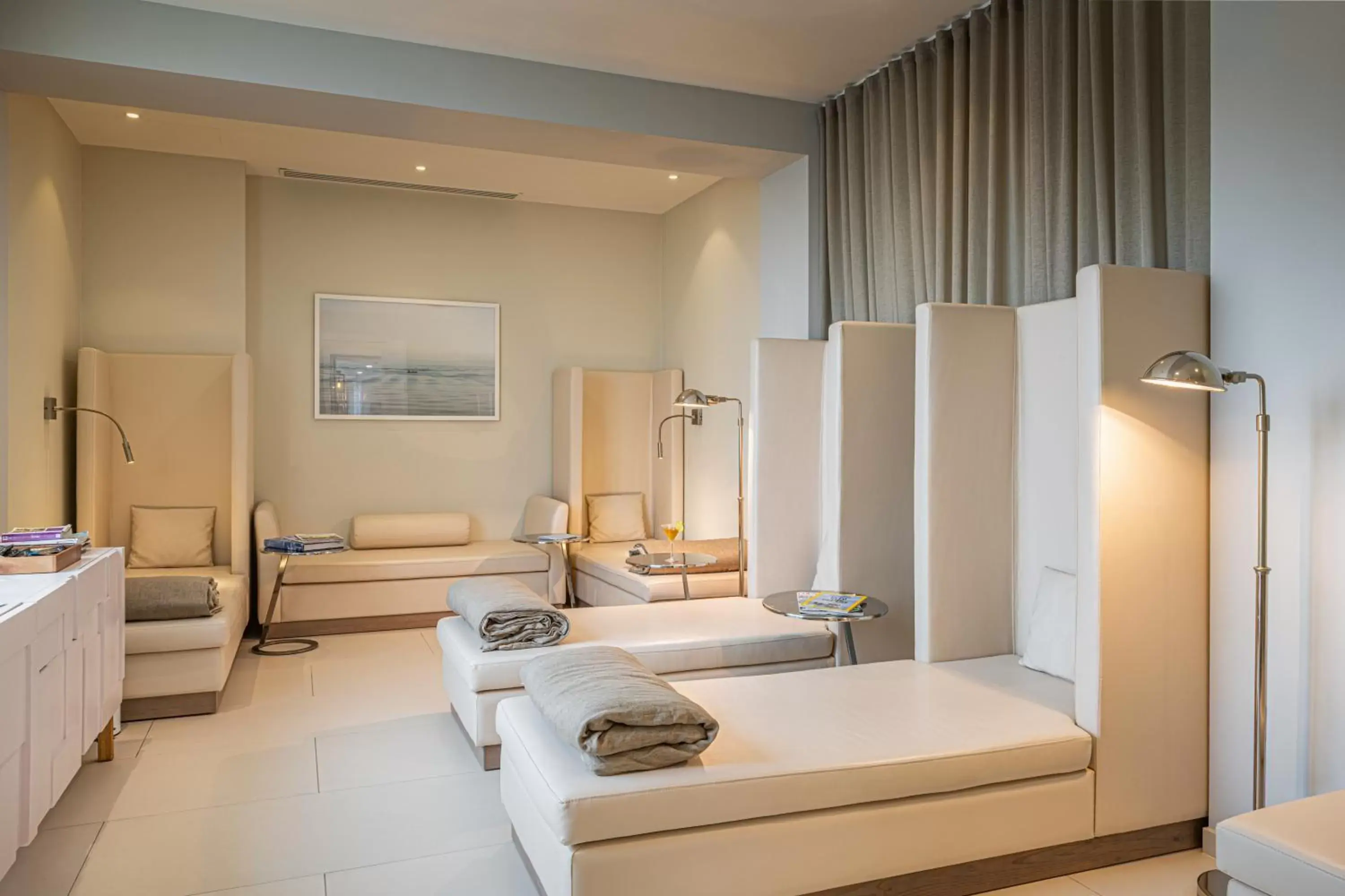 Spa and wellness centre/facilities, Bed in Harbour Hotel & Spa Southampton Spa and wellness centre/facilities, Bed in Harbour Hotel & Spa Southampton