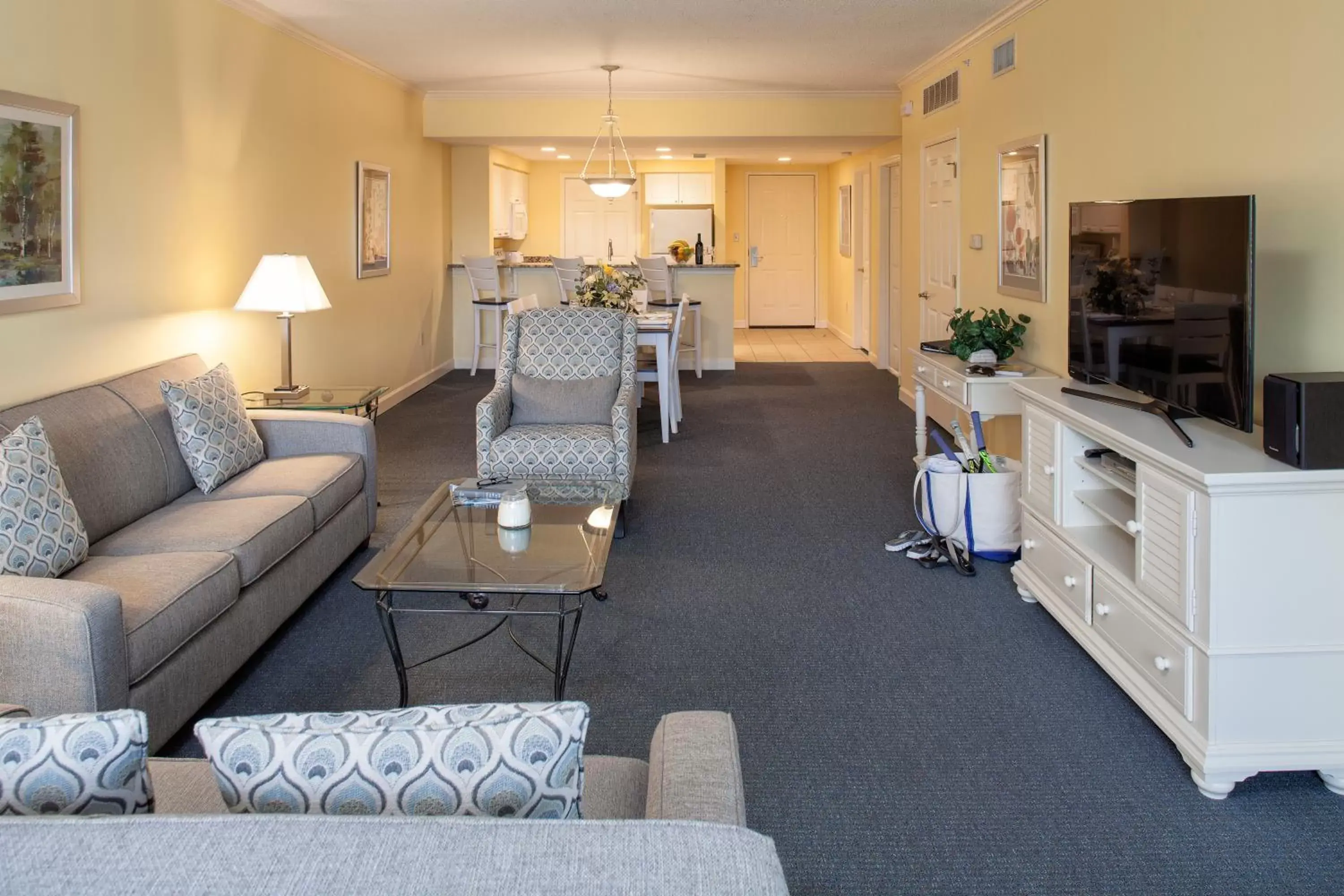 Living room, Seating Area in Waterside by Spinnaker Resorts