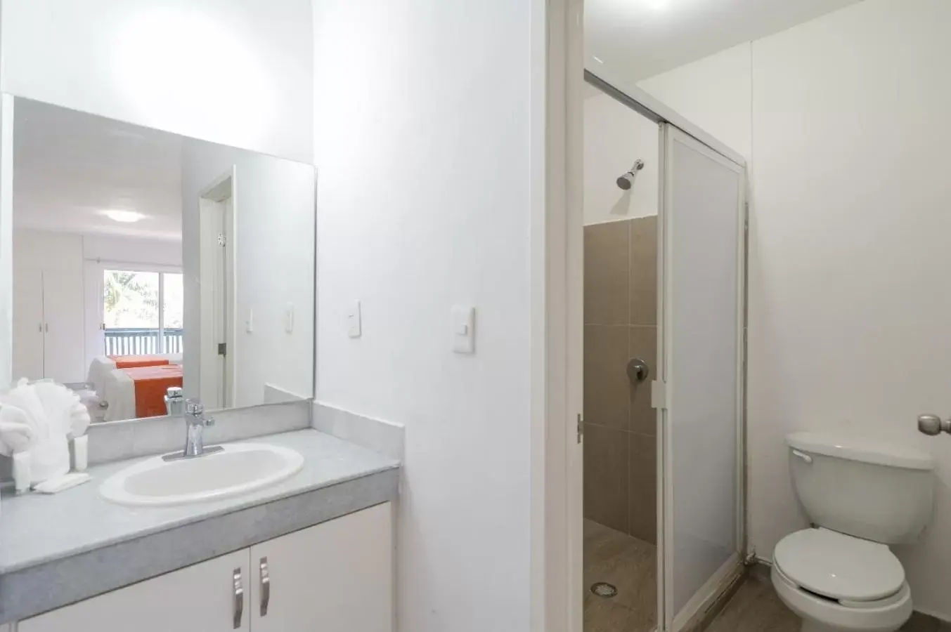 Bathroom in Hotel Imperial Laguna Faranda Cancún