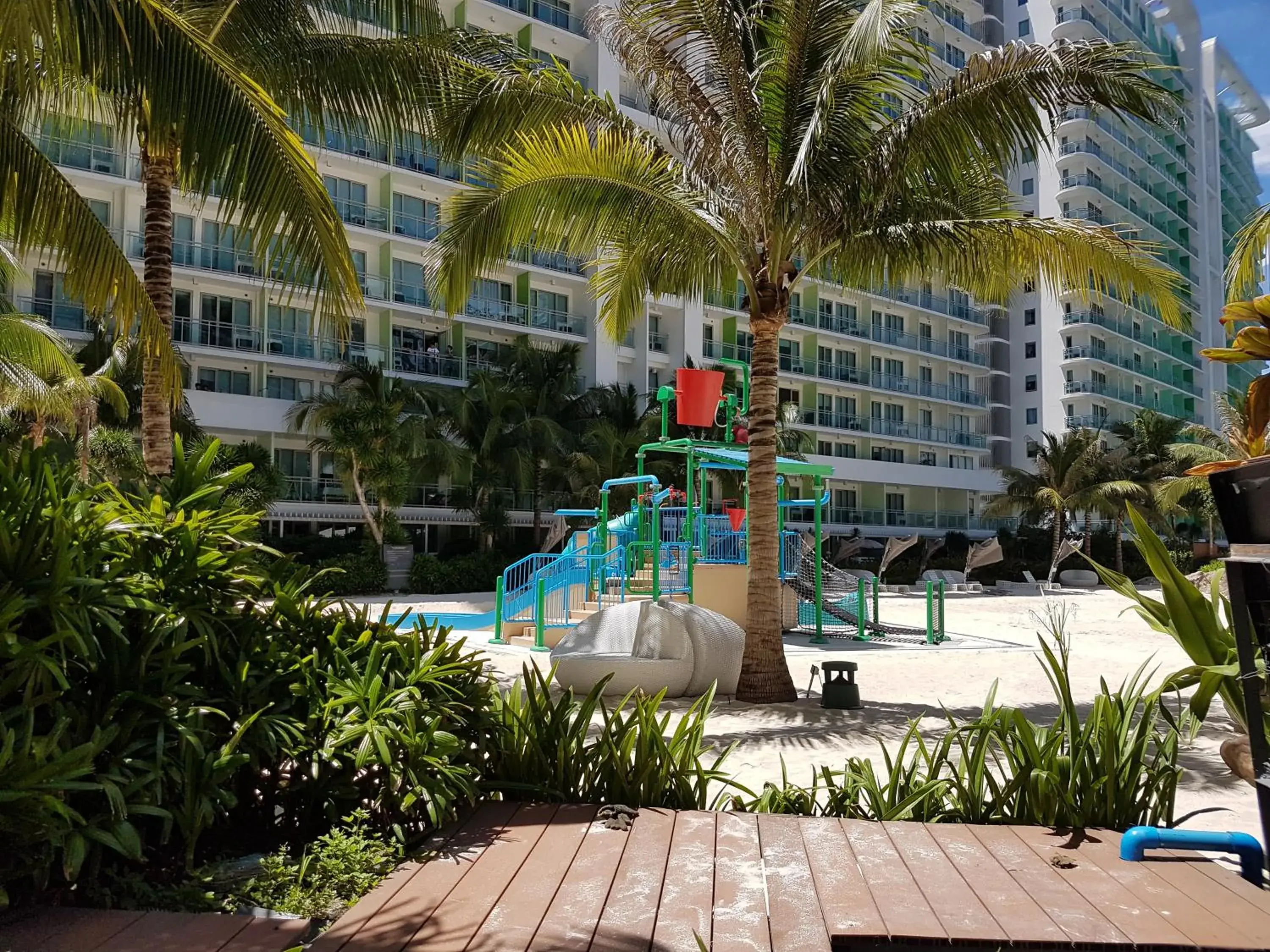 Natural landscape, Swimming Pool in Azure Tropical Paradise