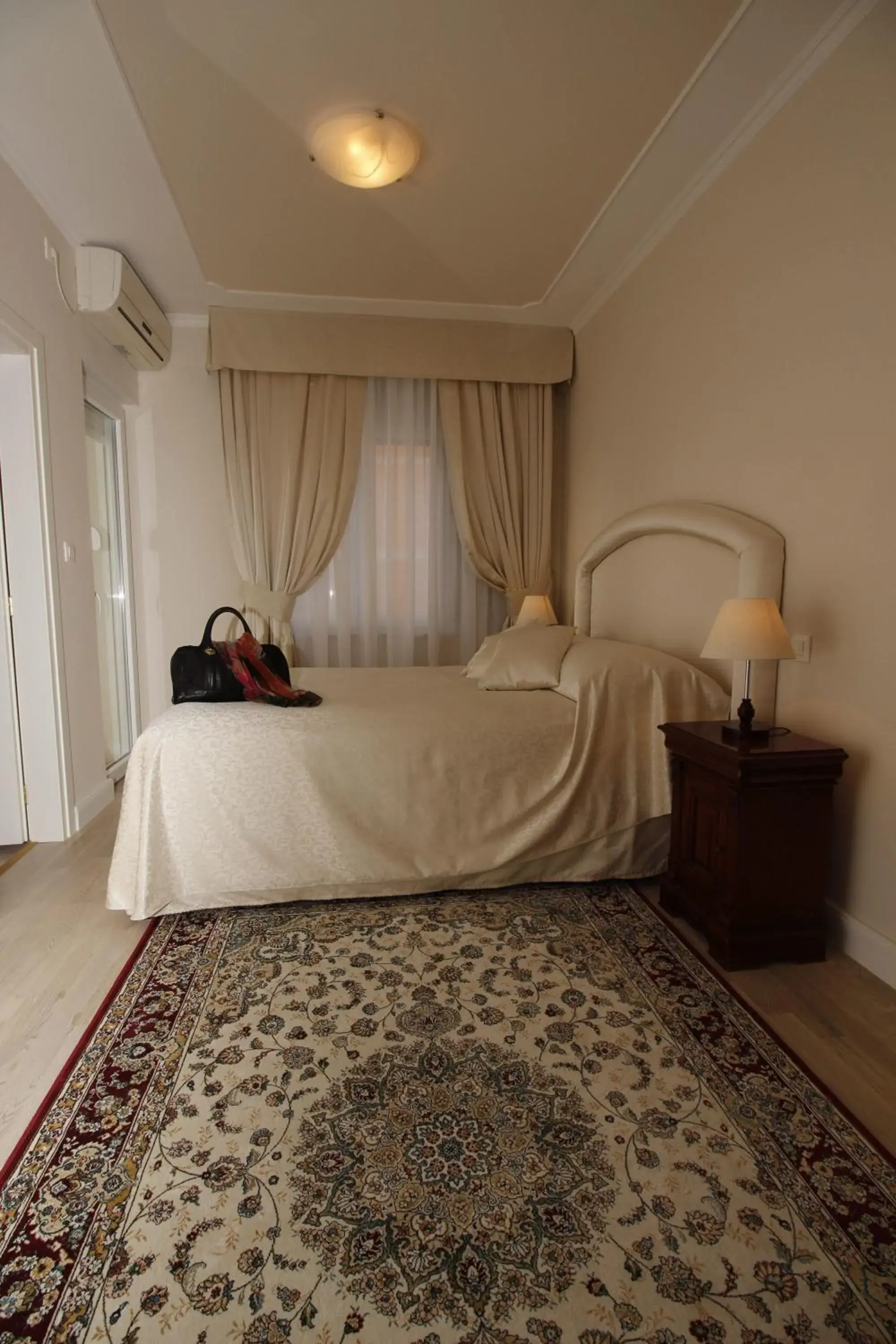 Bed in Villa Triana-Adults Only