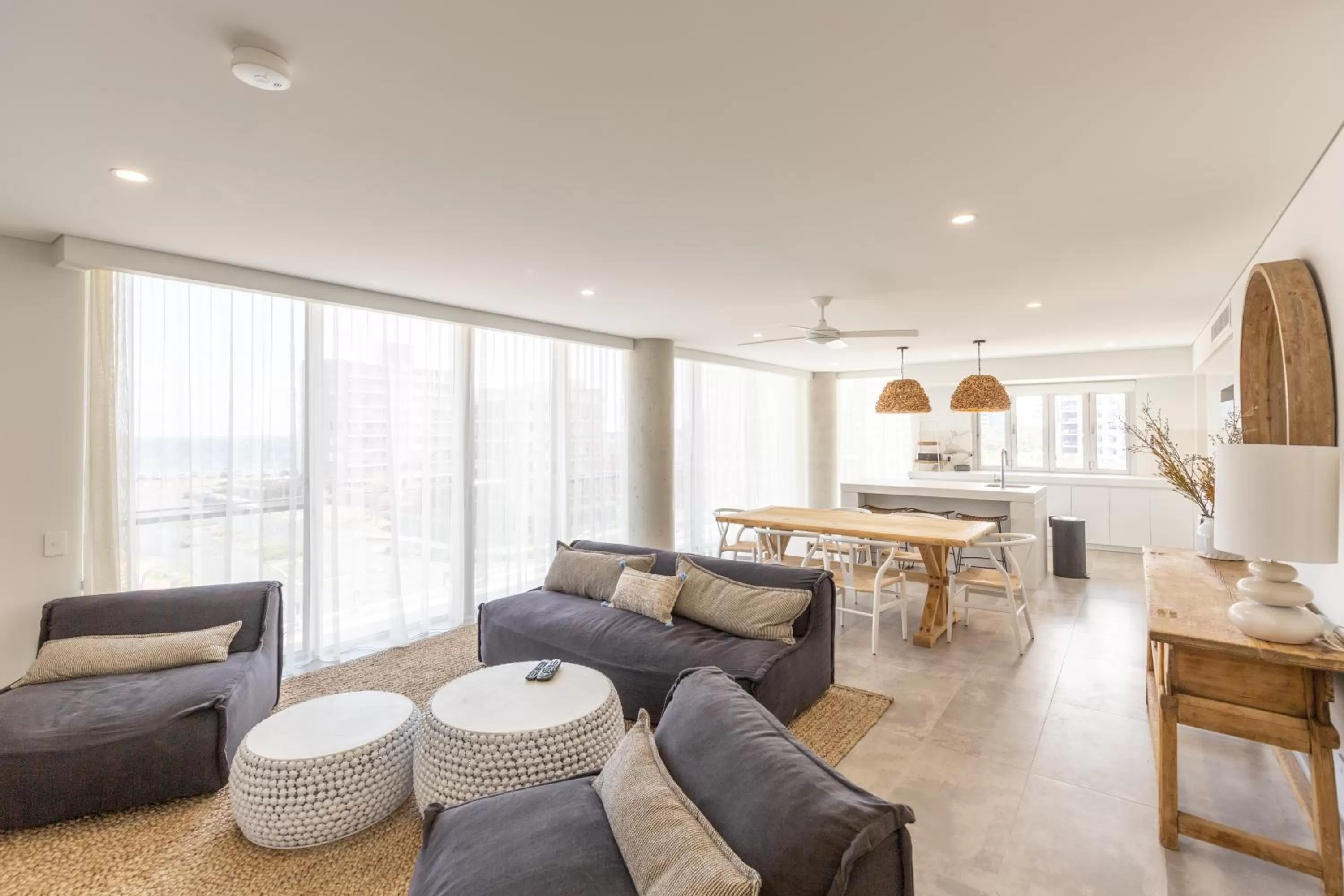 Astina Suites, Forster