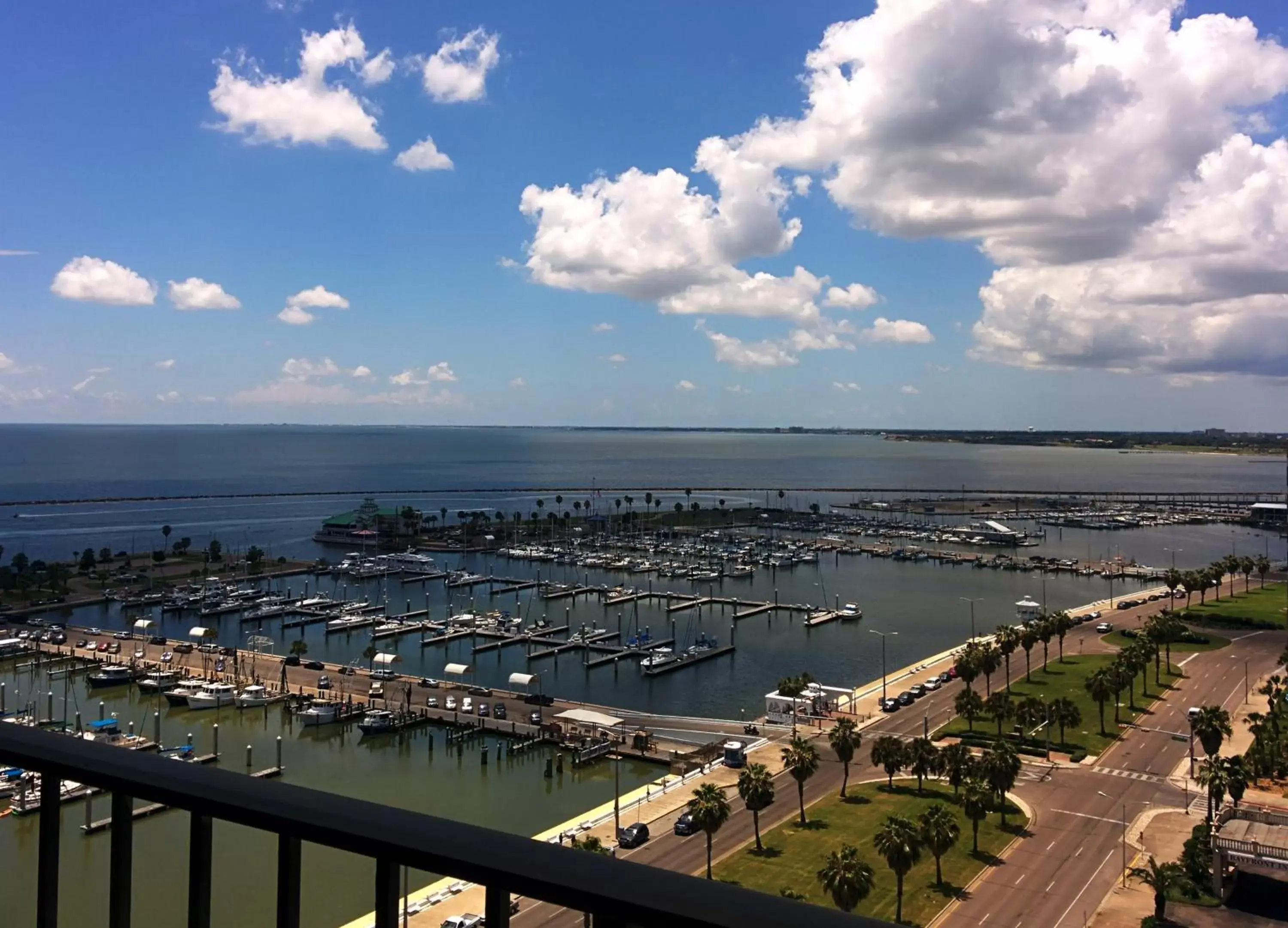 Photo of the whole room, Sea View in Holiday Inn Corpus Christi Downtown Marina, an IHG Hotel