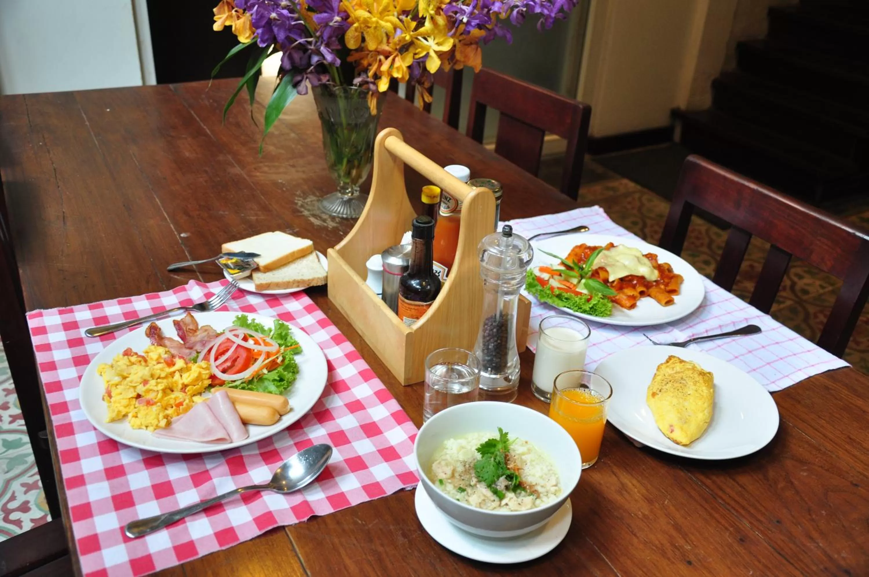 Breakfast in Sabye Bangkok