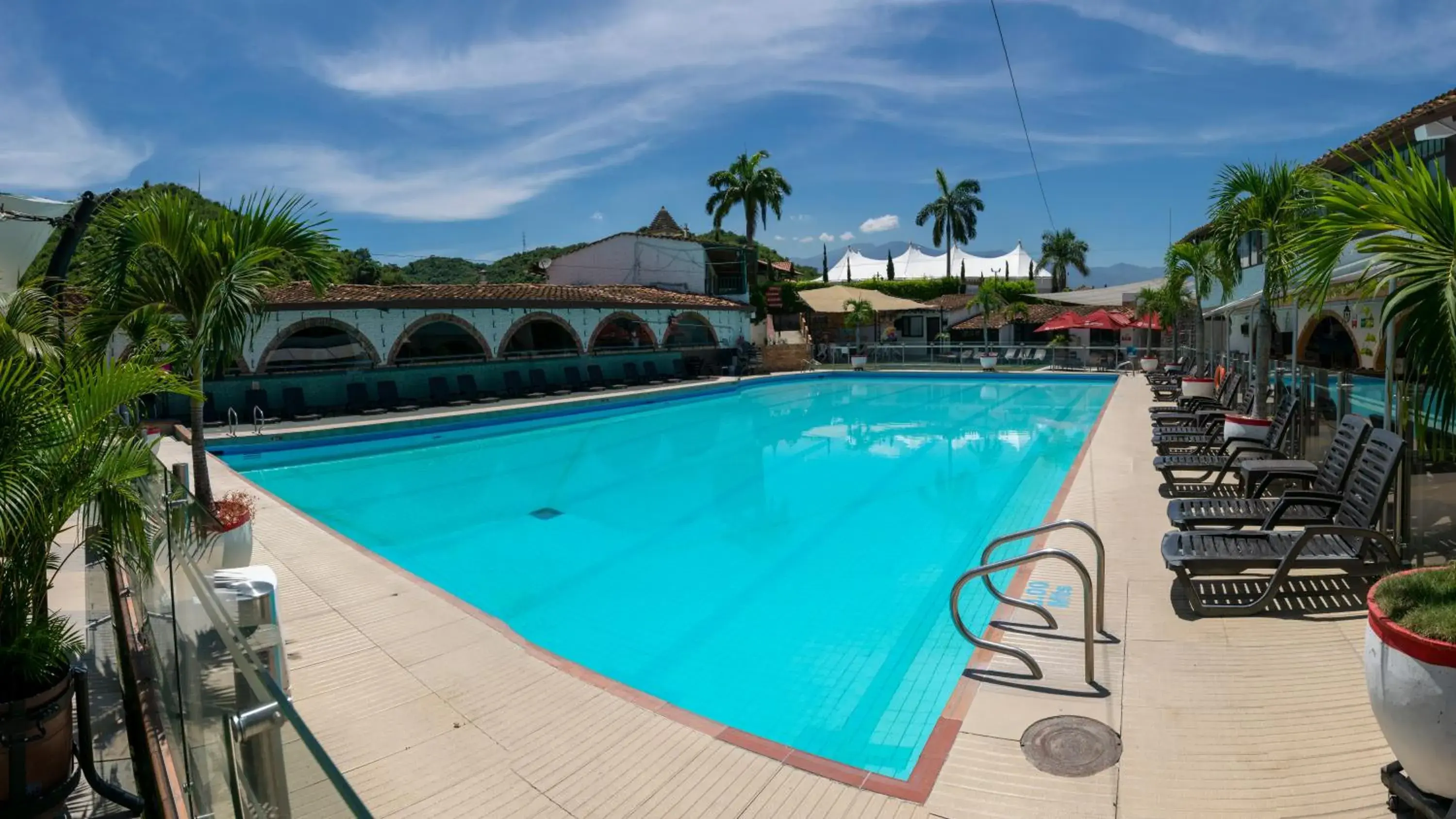 Pool view, Swimming Pool in Hotel San Juan Internacional