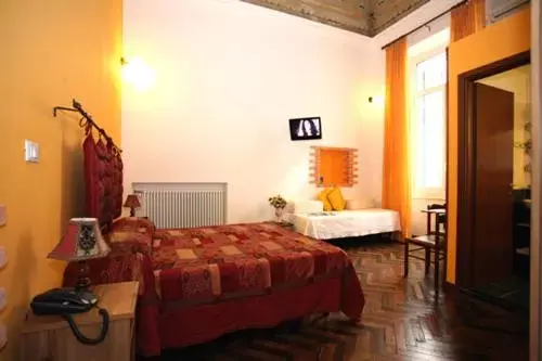 Photo of the whole room, Bed in Family Hotel Balbi