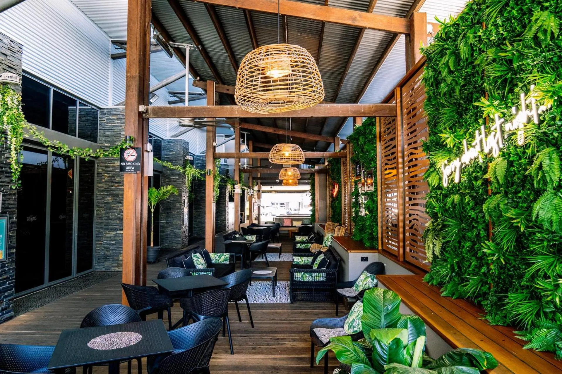 Banquet/Function facilities in Gilligan's Hotel & Resort Cairns