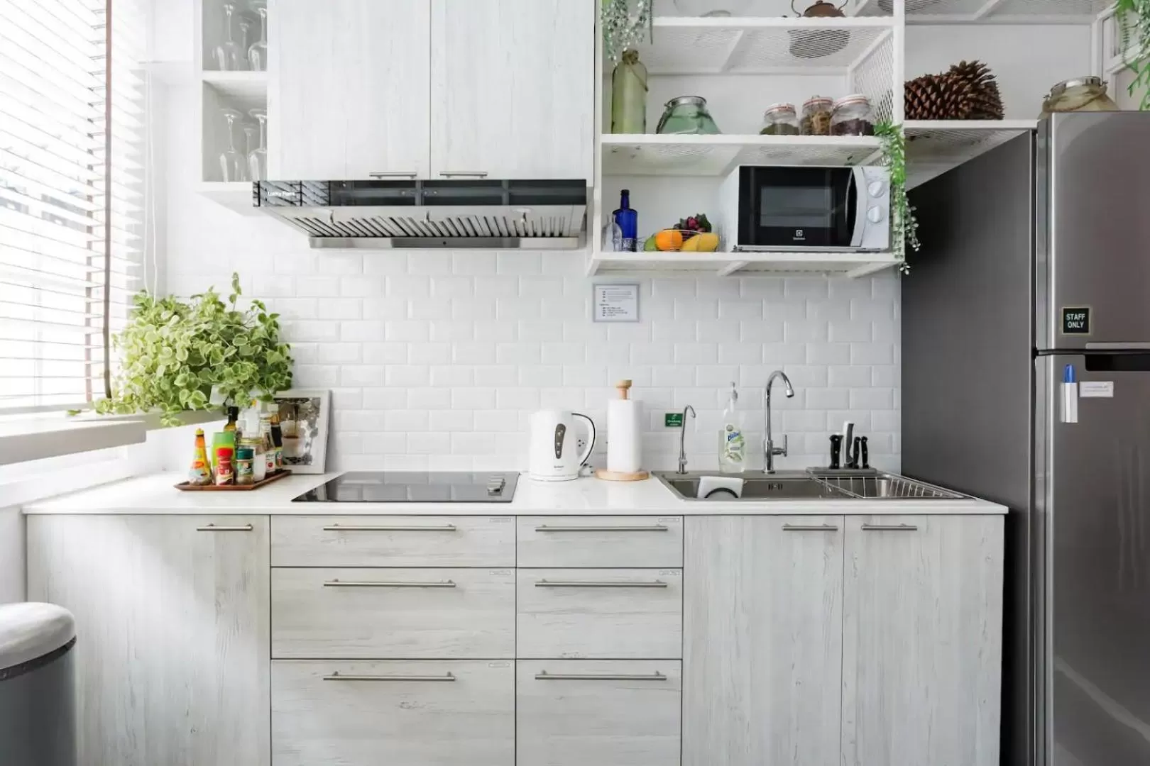 Kitchen or kitchenette in Hide and Seek Boutique Hometel