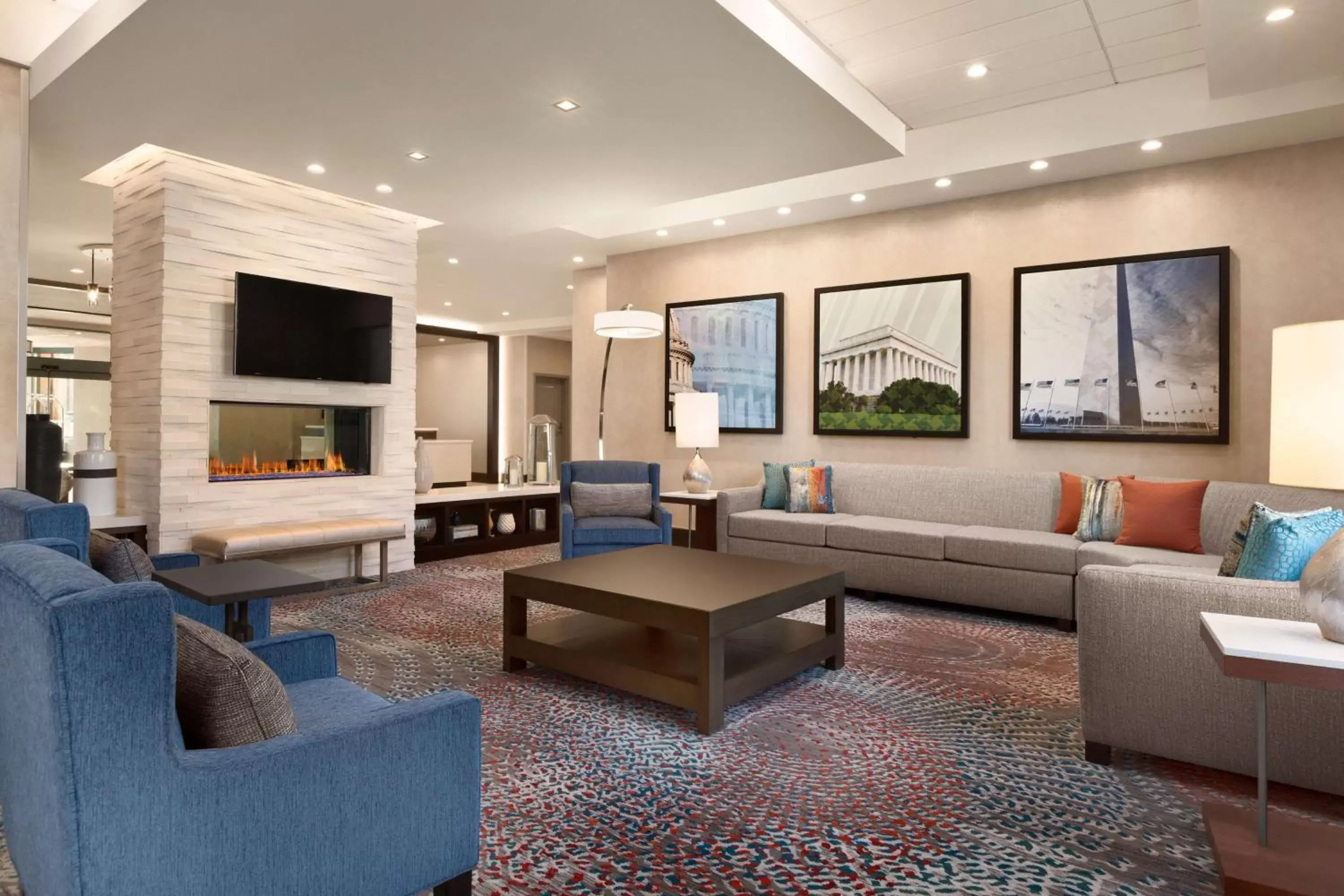 Lobby or reception, Seating Area in Homewood Suites By Hilton Arlington Rosslyn Key Bridge