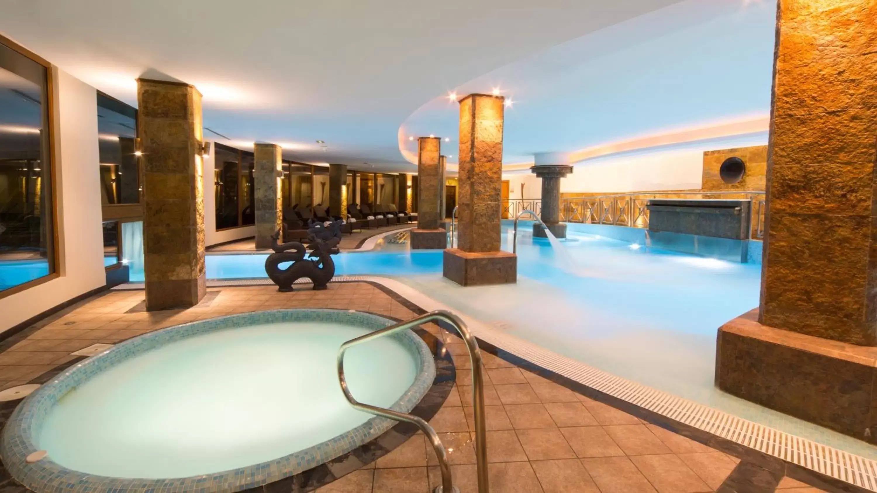 Hot Spring Bath, Swimming Pool in GPRO Valparaiso Palace & Spa