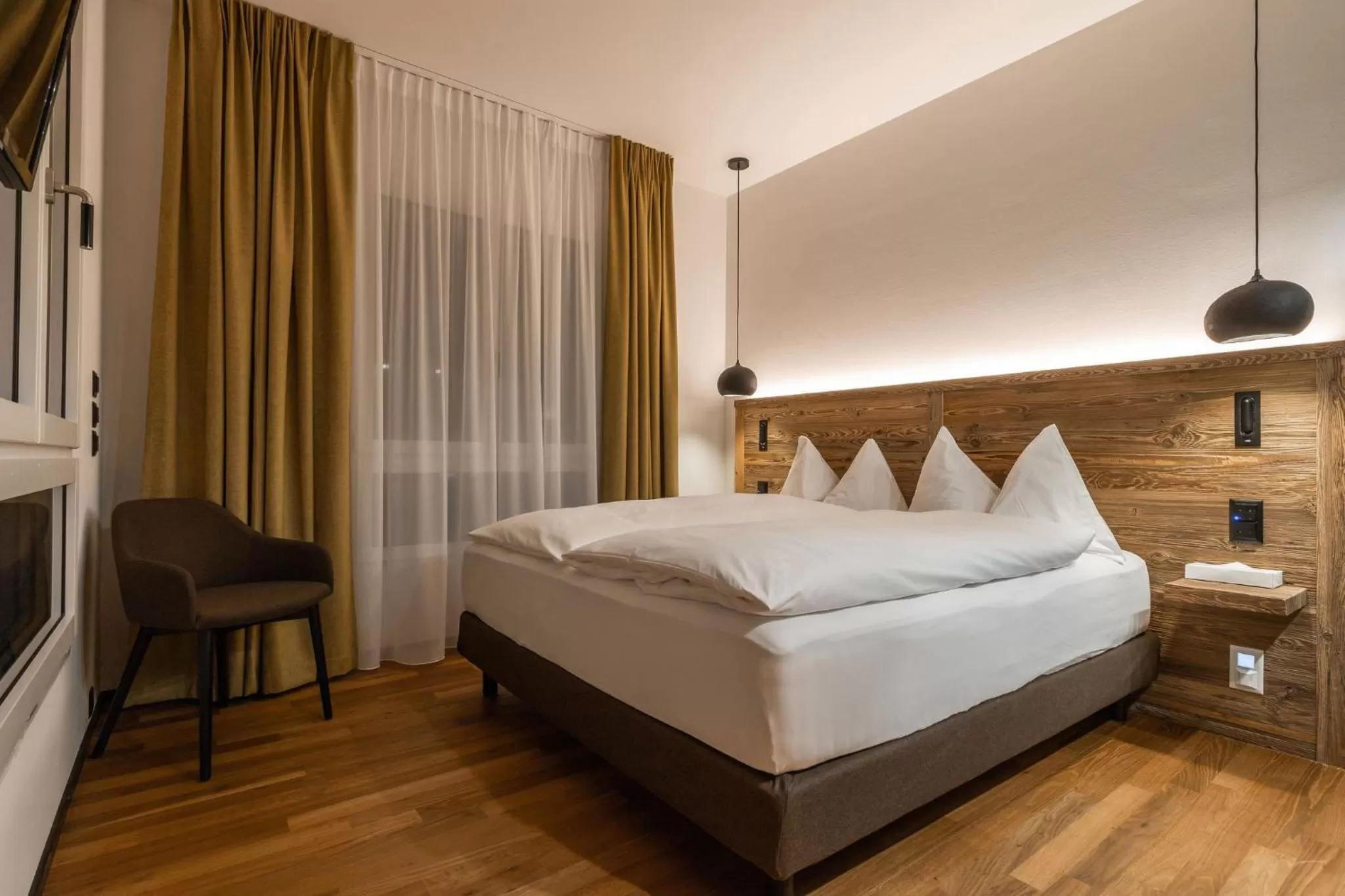 Double Room with Mountain View - single occupancy in Alpenclub