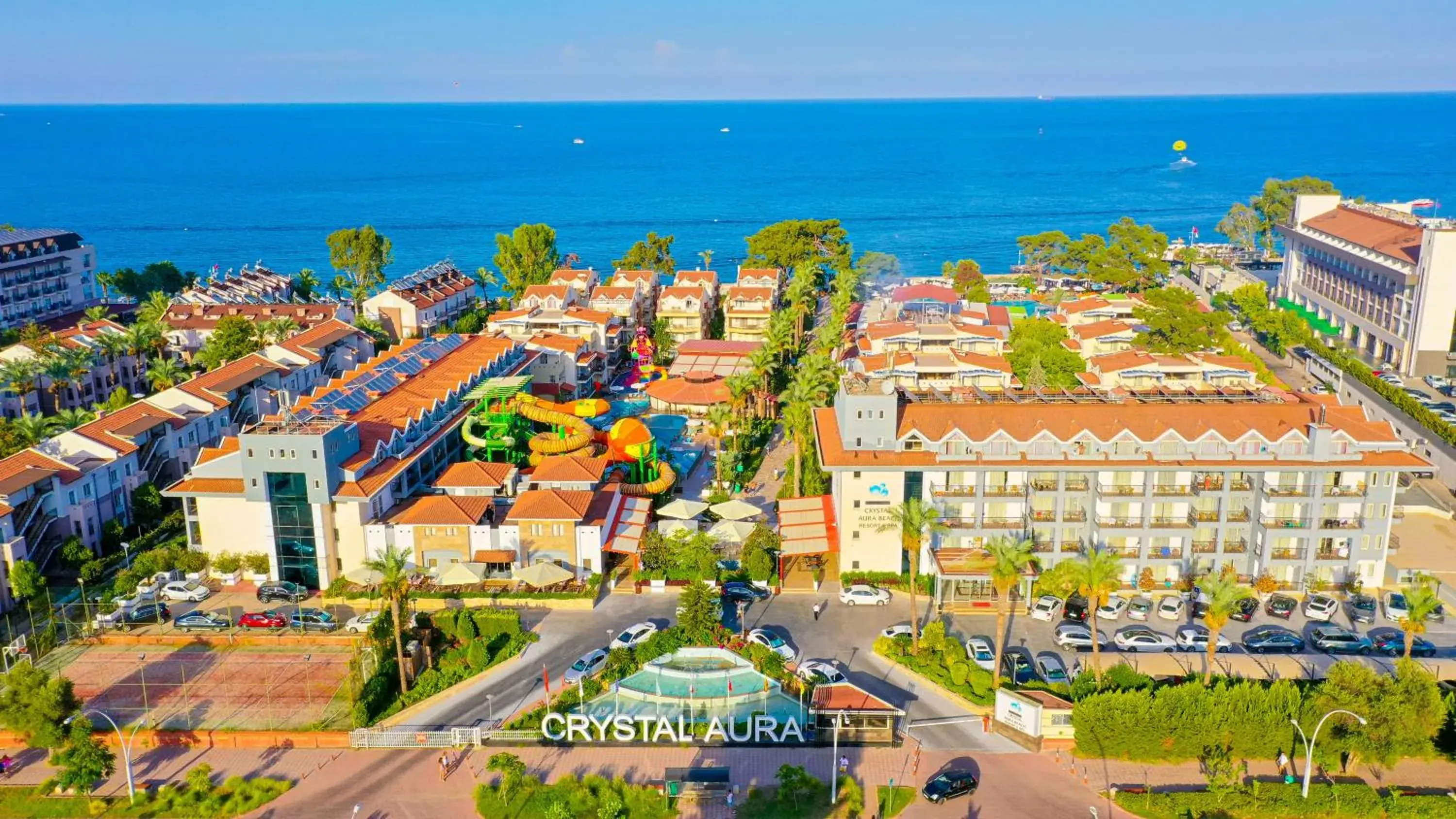 Property building, Bird's-eye View in Crystal Aura Beach Resort & Spa