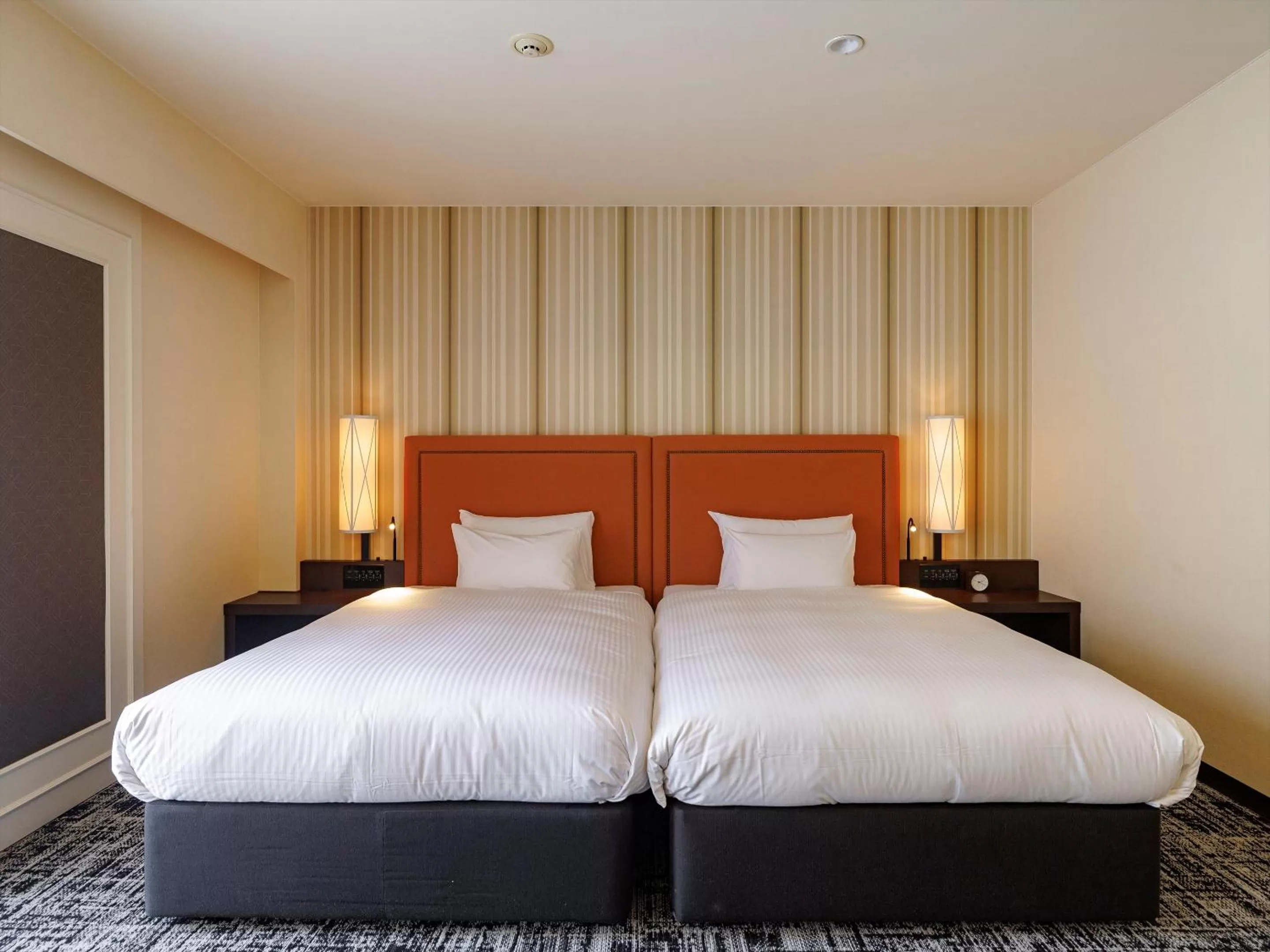 Bed in JR Kyushu Hotel Blossom Fukuoka