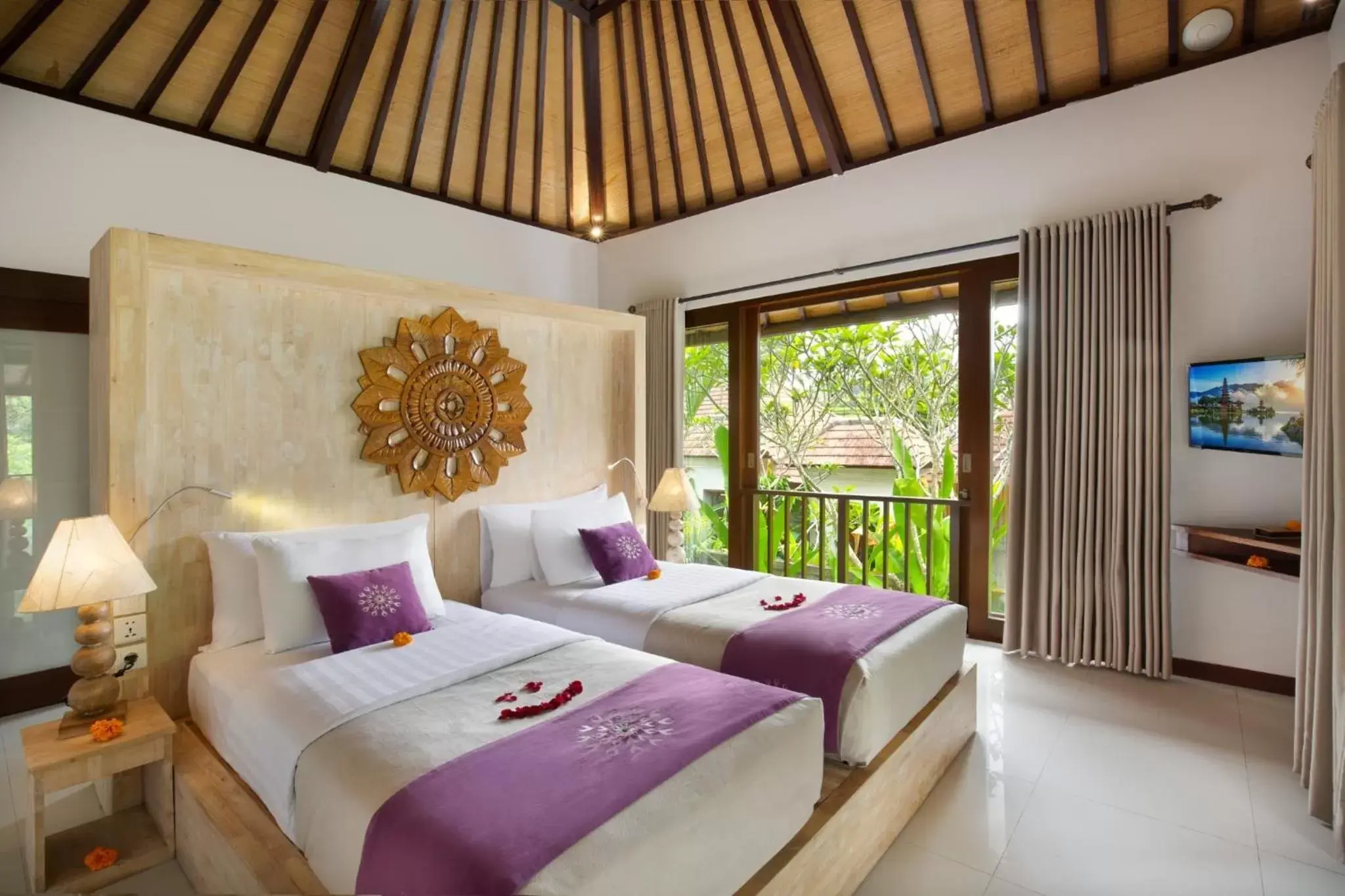 Bed in Dedary Resort Ubud by Ini Vie Hospitality
