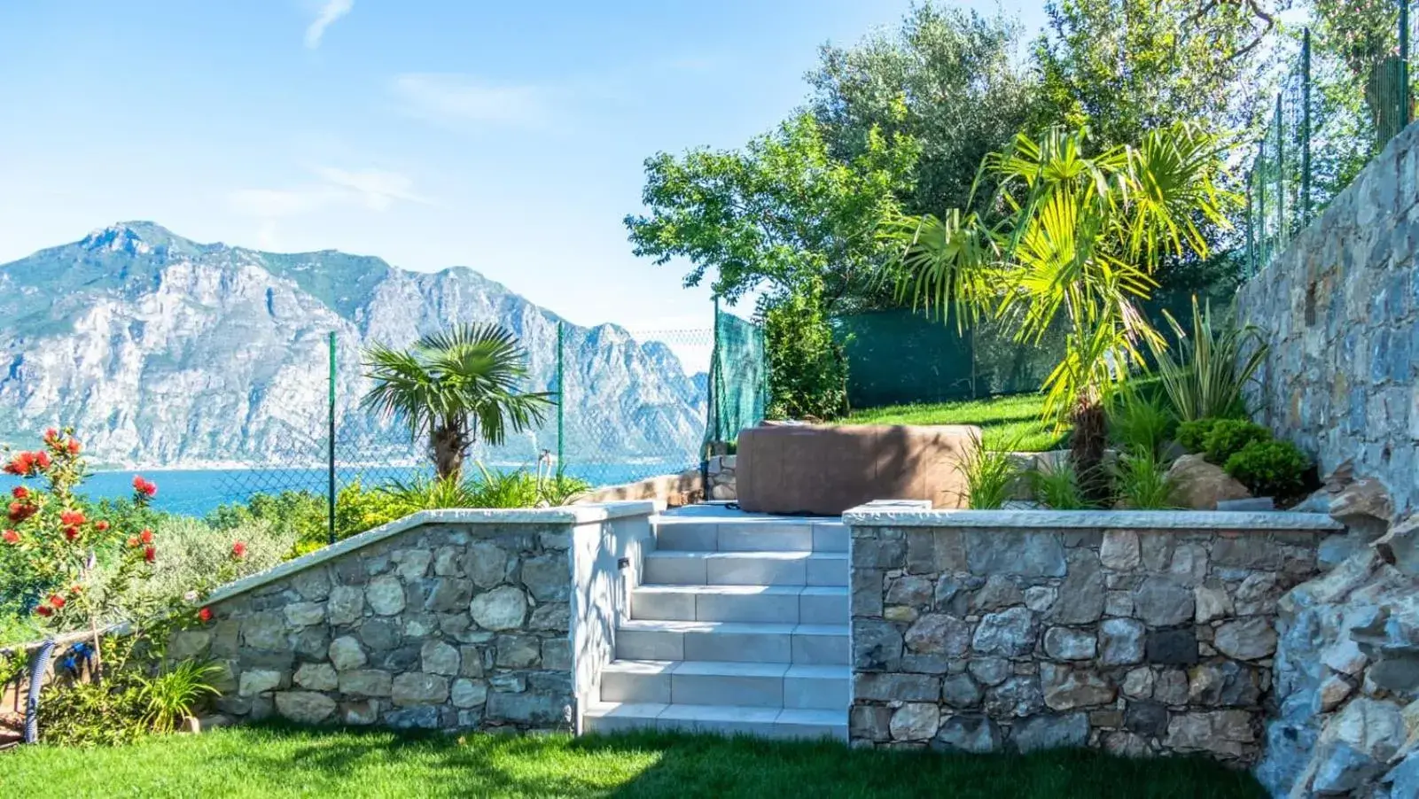 Natural landscape in Hotel Casa Marinella