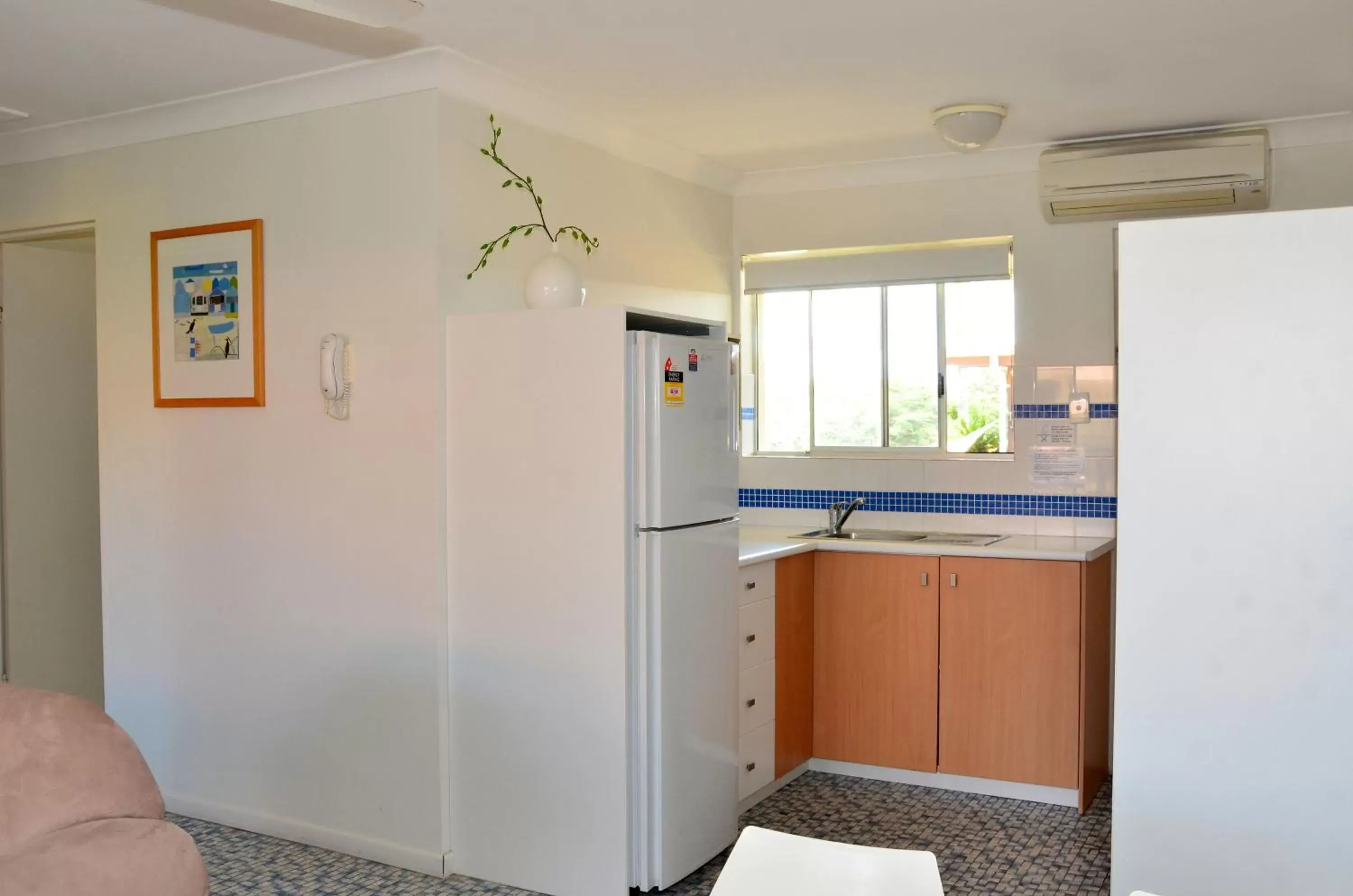 Kitchen or kitchenette, Kitchen/Kitchenette in Arlia Sands Apartments